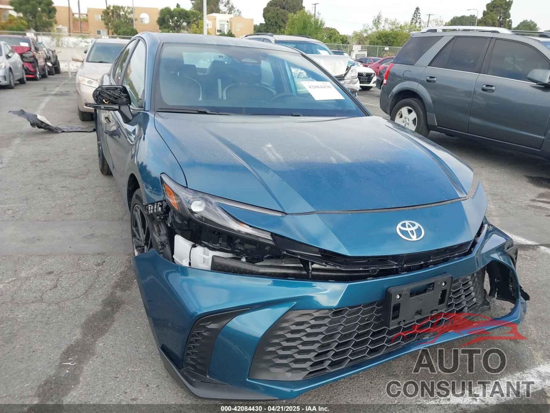 TOYOTA CAMRY 2025 - 4T1DAACK3SU571104