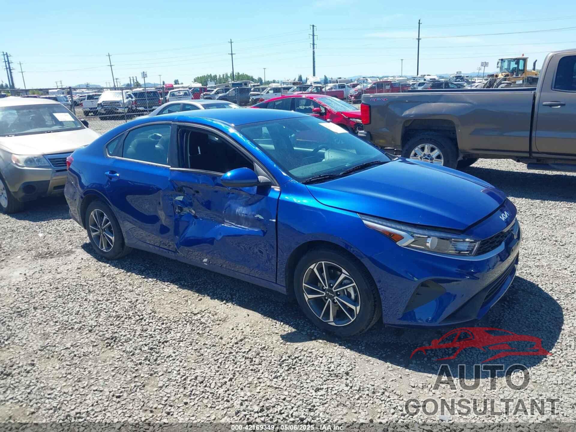 KIA FORTE 2024 - 3KPF24AD1RE742764