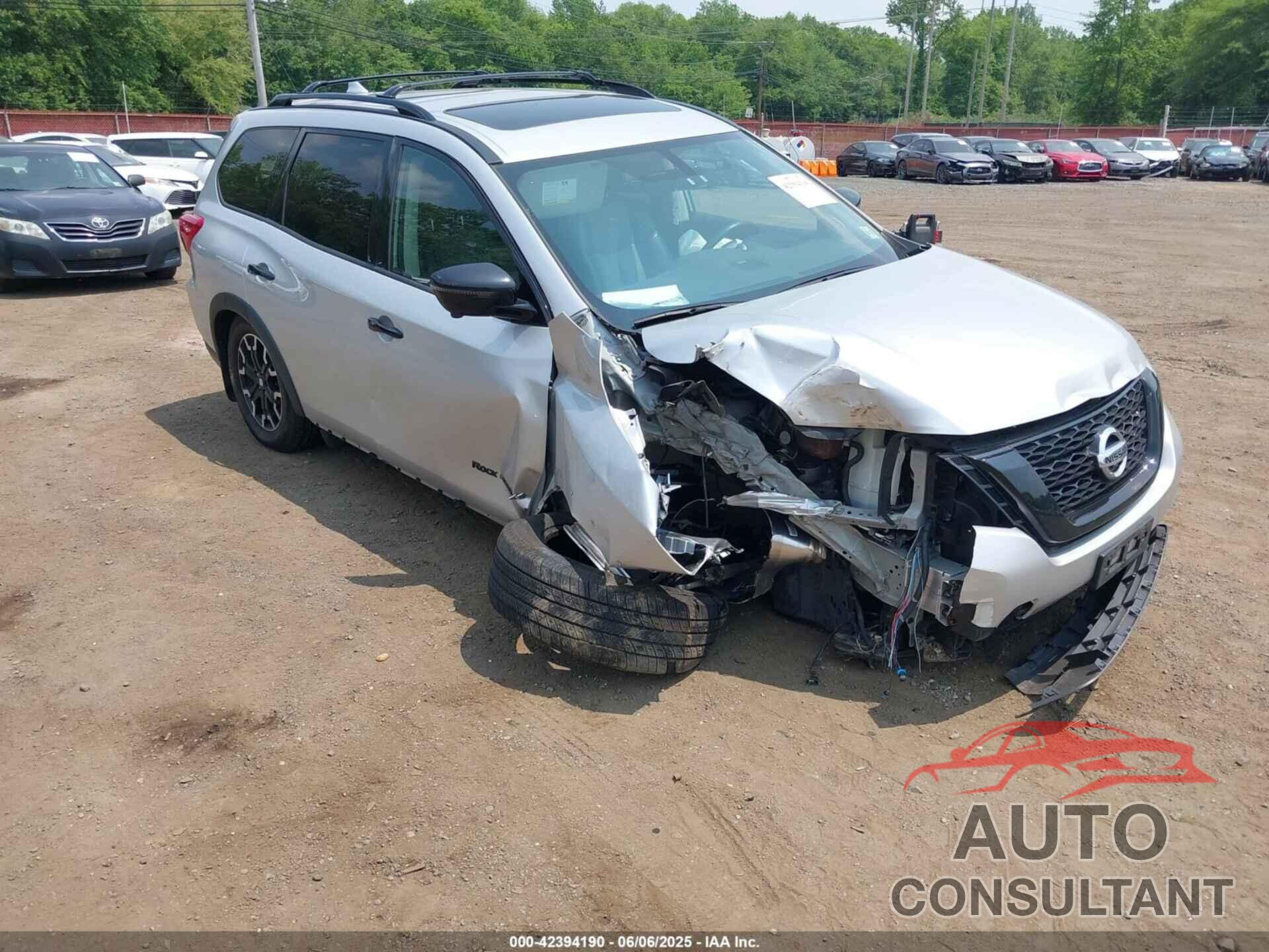 NISSAN PATHFINDER 2020 - 5N1DR2CMXLC621181