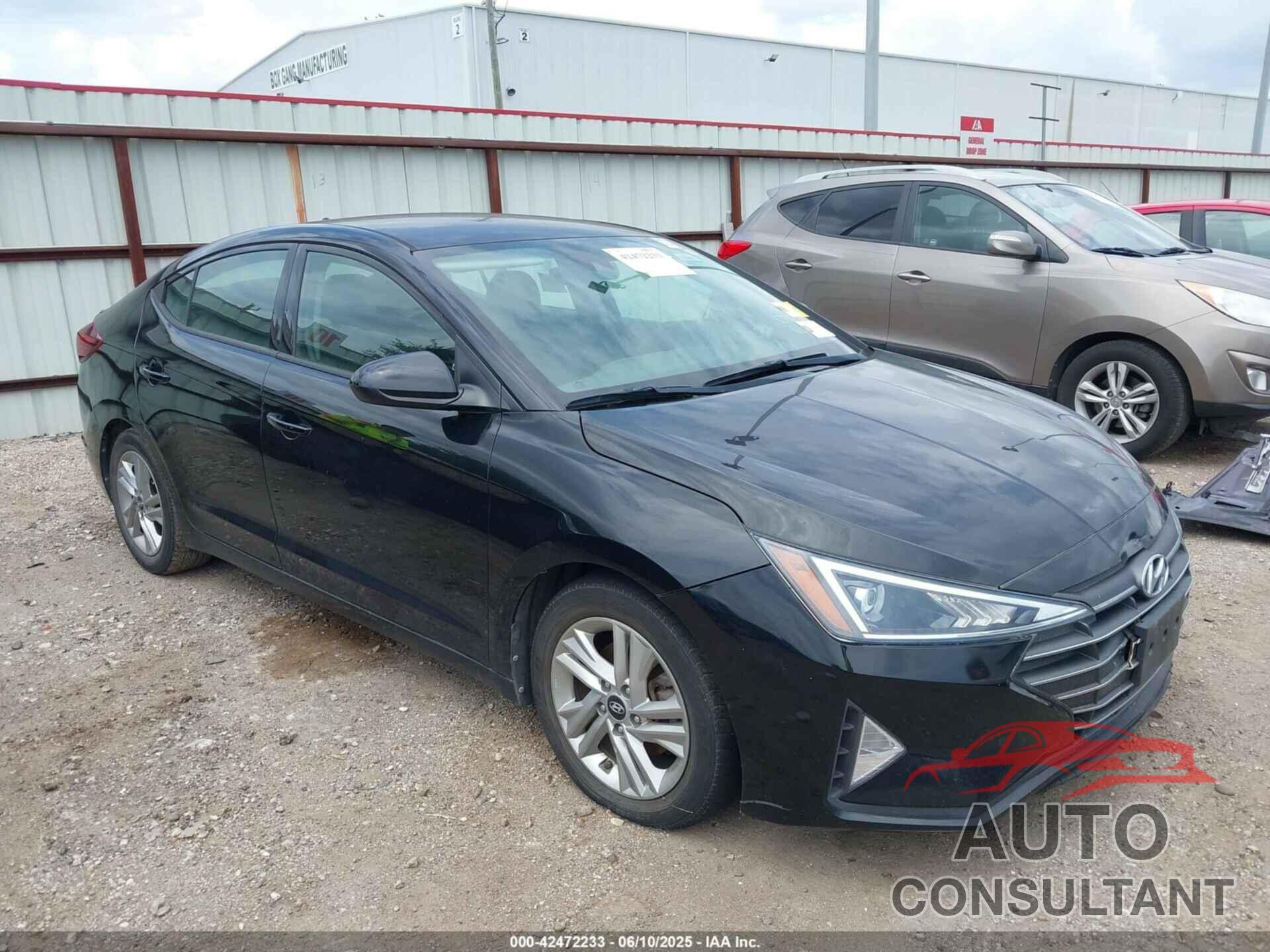 HYUNDAI ELANTRA 2020 - 5NPD84LF1LH570386