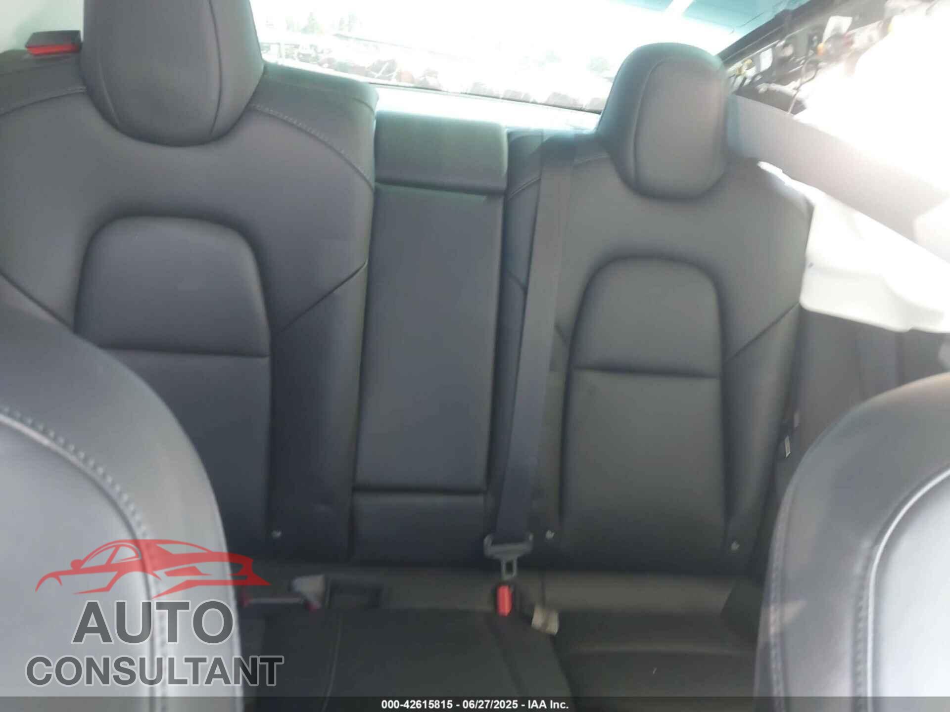 TESLA MODEL 3 2018 - 5YJ3E1EB5JF062995