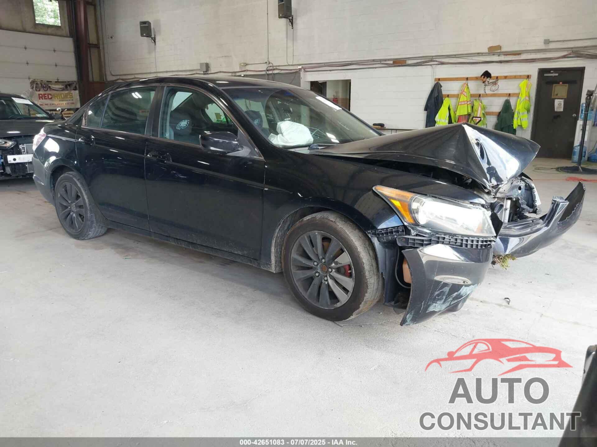 HONDA ACCORD 2011 - 1HGCP2F70BA095425