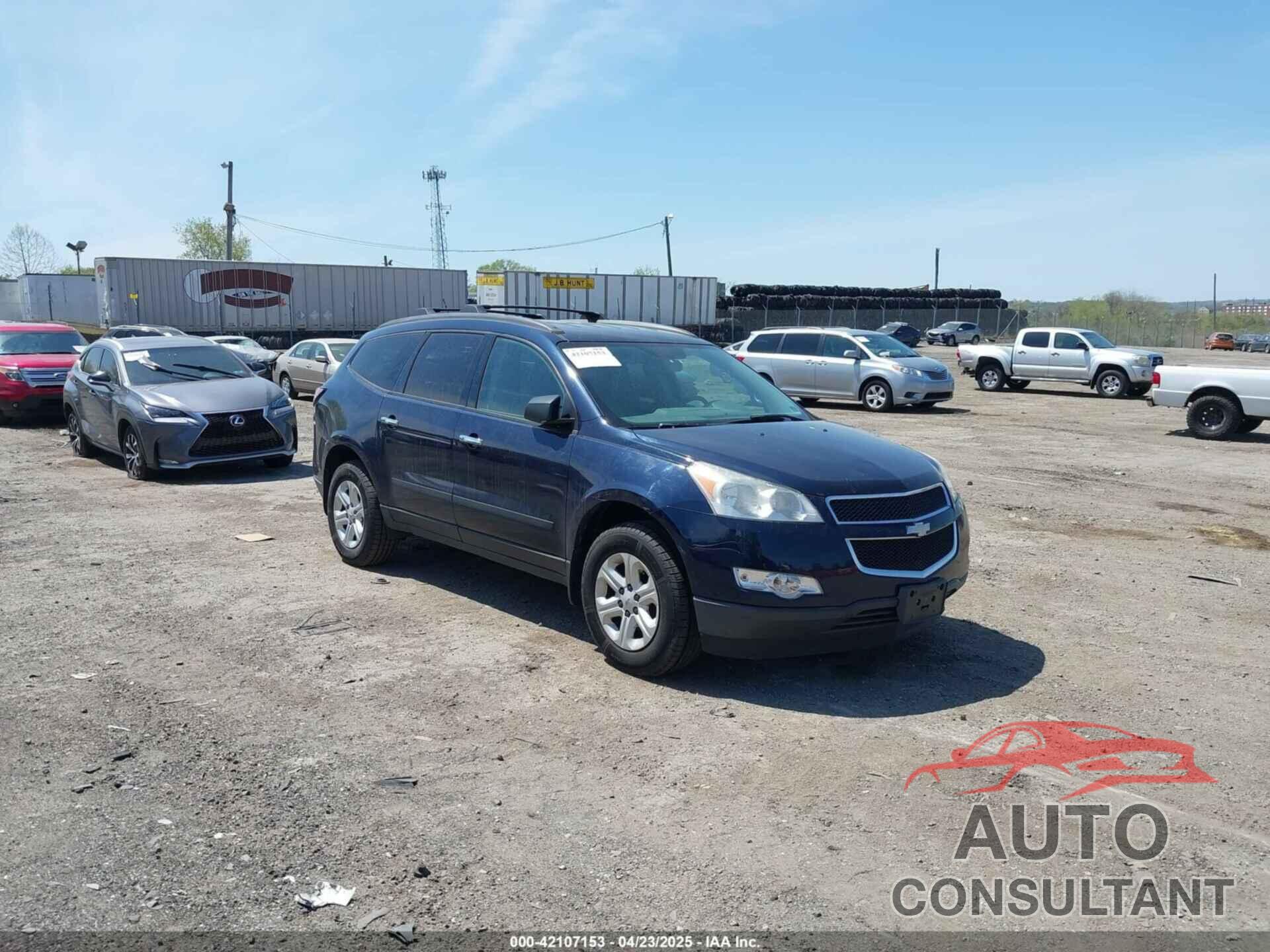 CHEVROLET TRAVERSE 2015 - 1GNKVFED0FJ317795