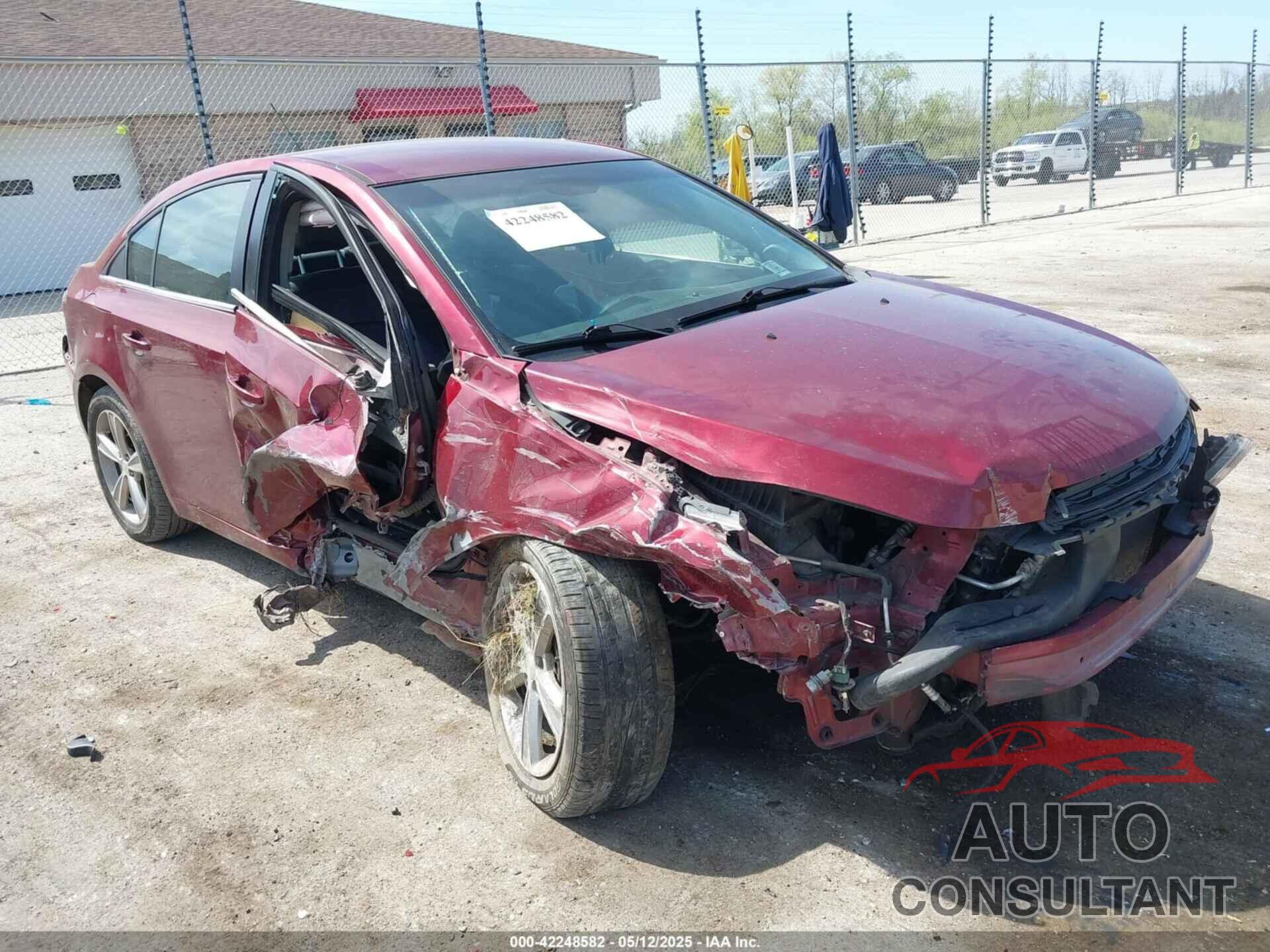 CHEVROLET CRUZE 2015 - 1G1PE5SB2F7272425