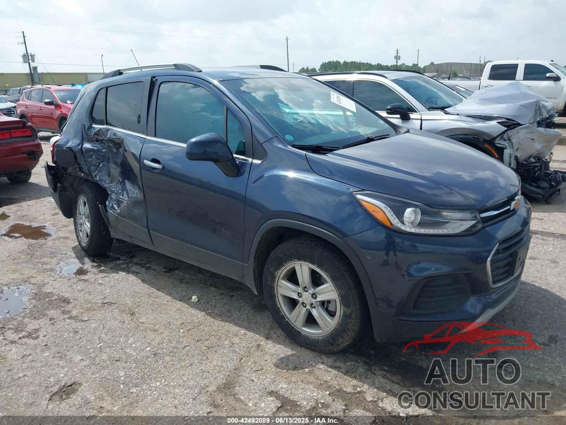 CHEVROLET TRAX 2018 - 3GNCJLSB5JL346065