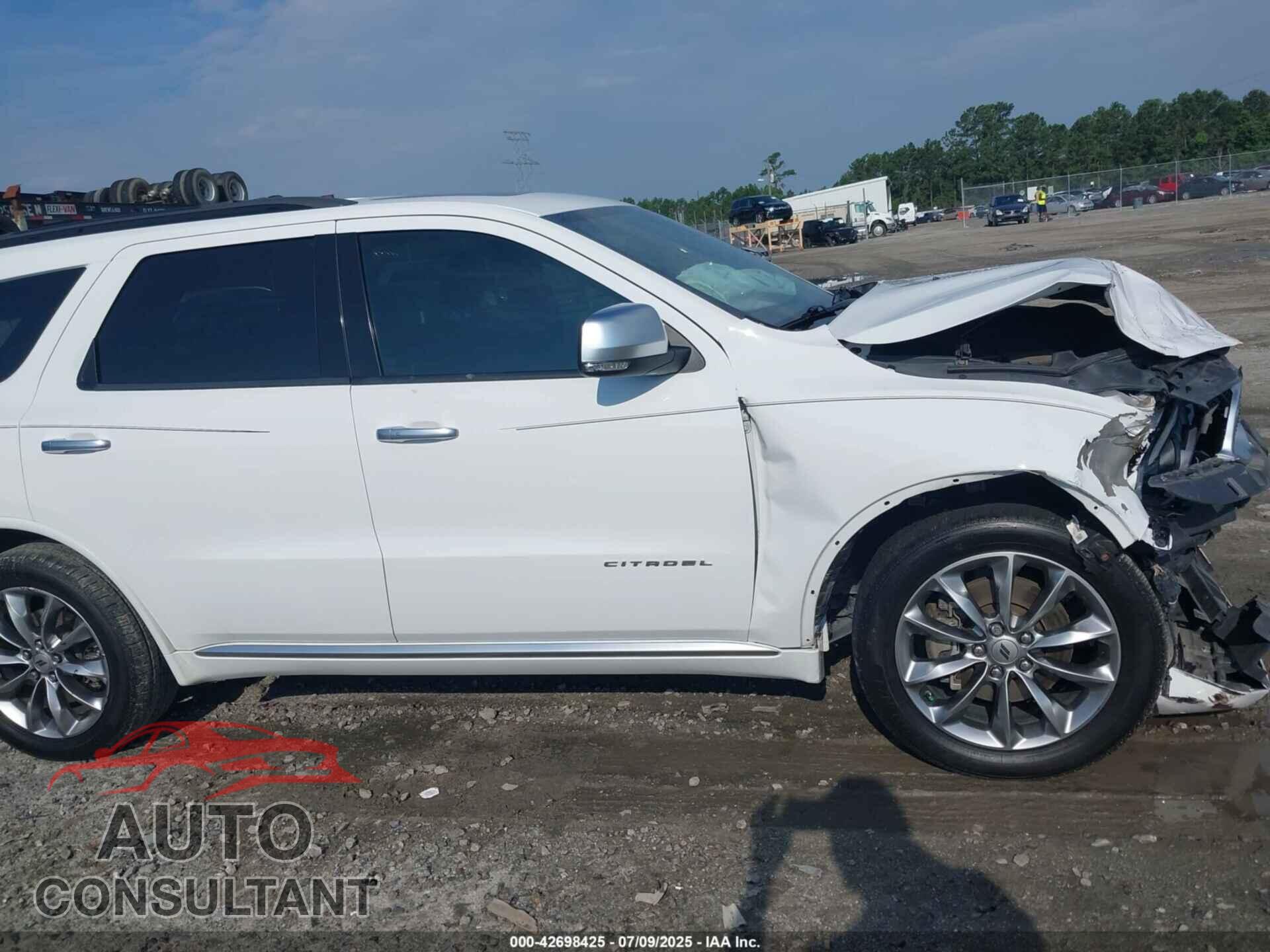 DODGE DURANGO 2021 - 1C4SDHETXMC660436