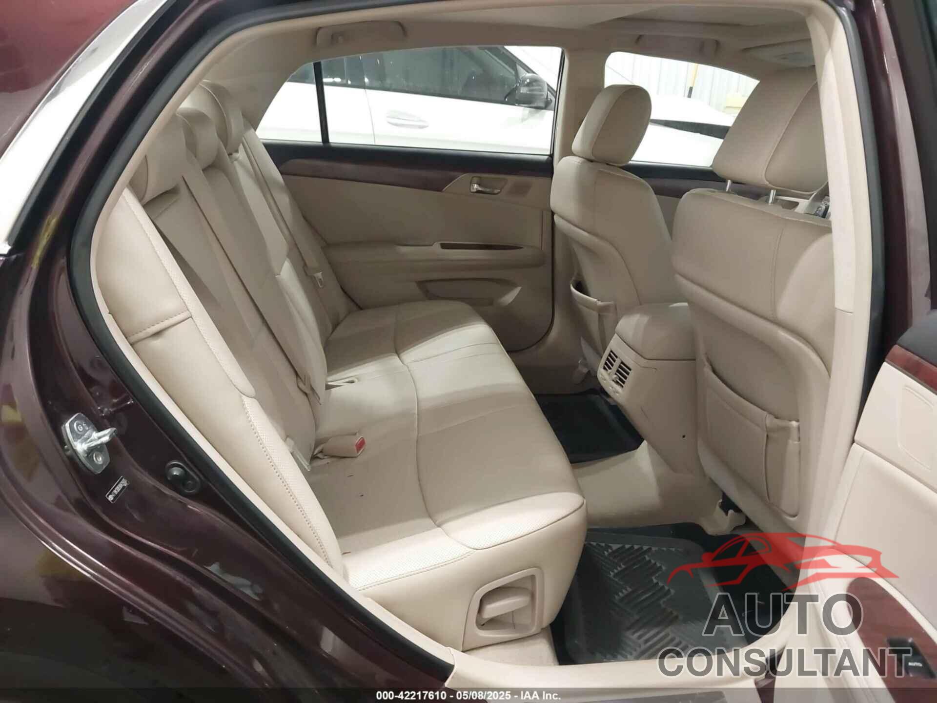 TOYOTA AVALON 2011 - 4T1BK3DB5BU429805