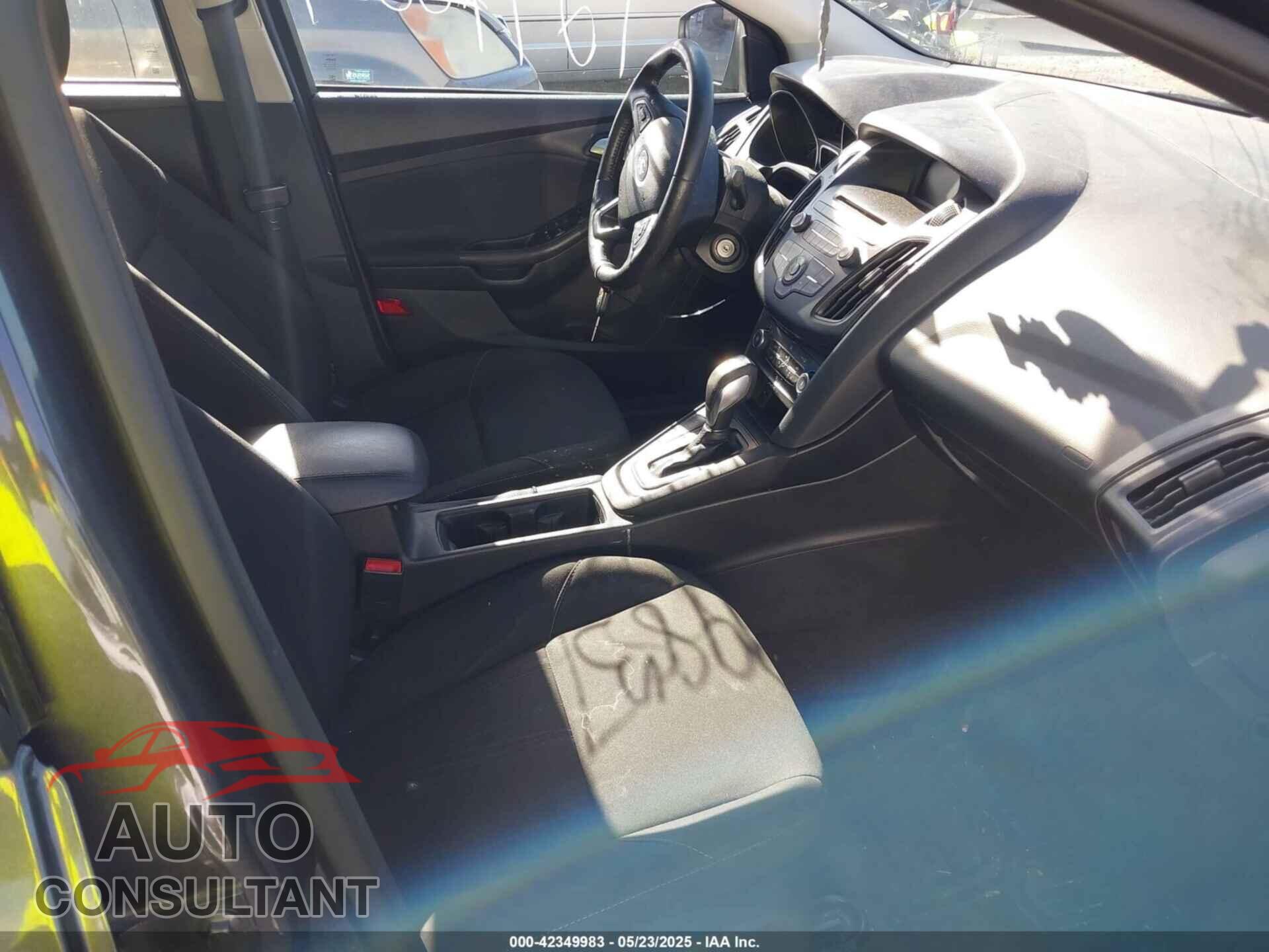 FORD FOCUS 2016 - 1FADP3F24GL251657