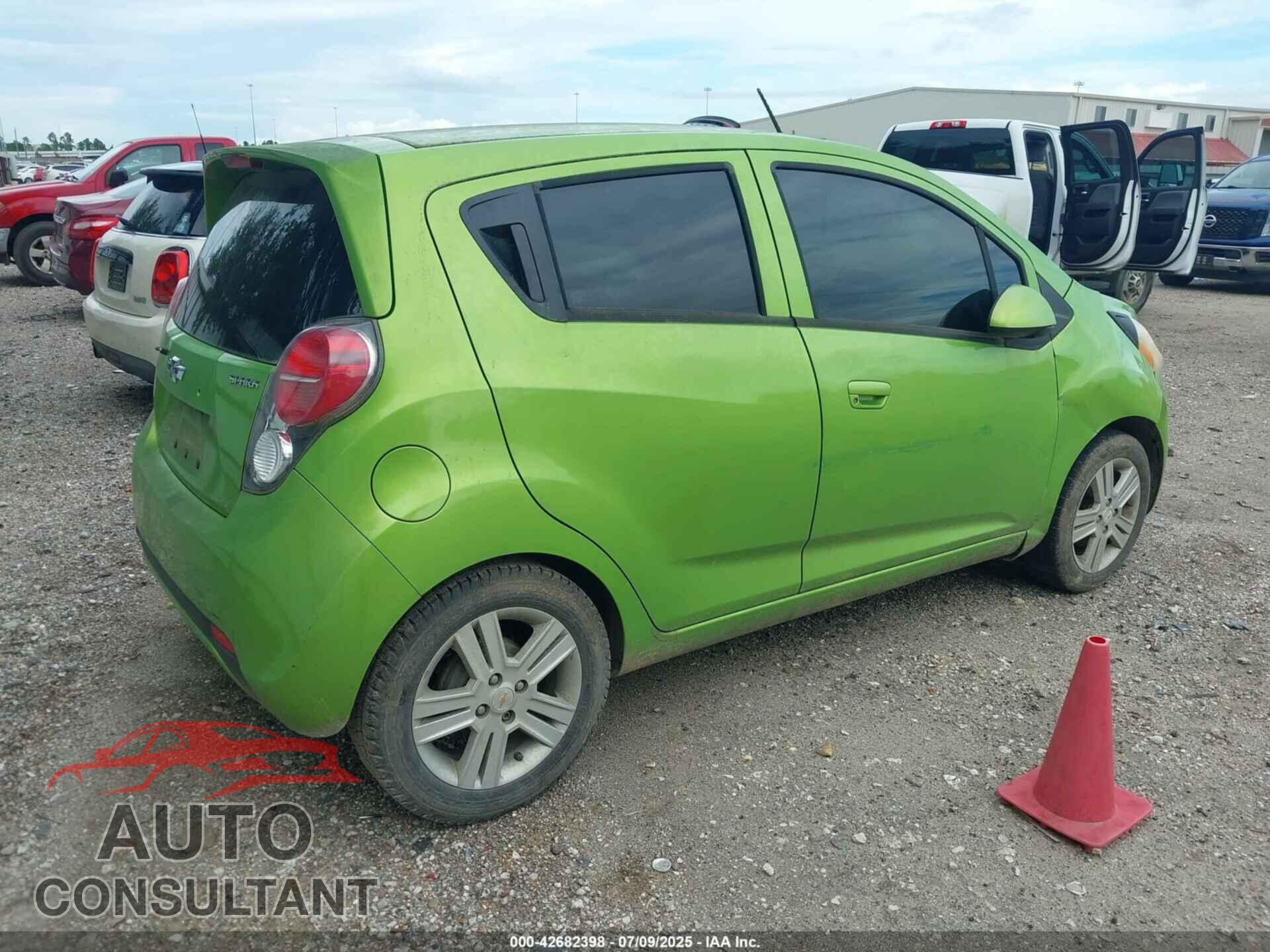 CHEVROLET SPARK 2014 - KL8CB6S93EC577643