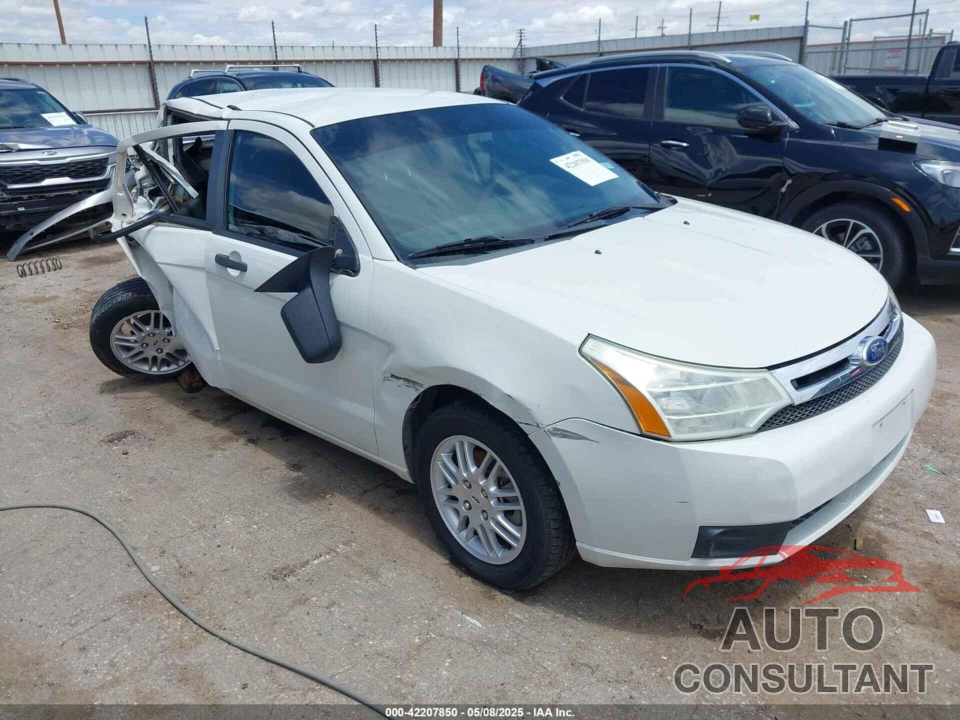 FORD FOCUS 2011 - 1FAHP3FN3BW106564