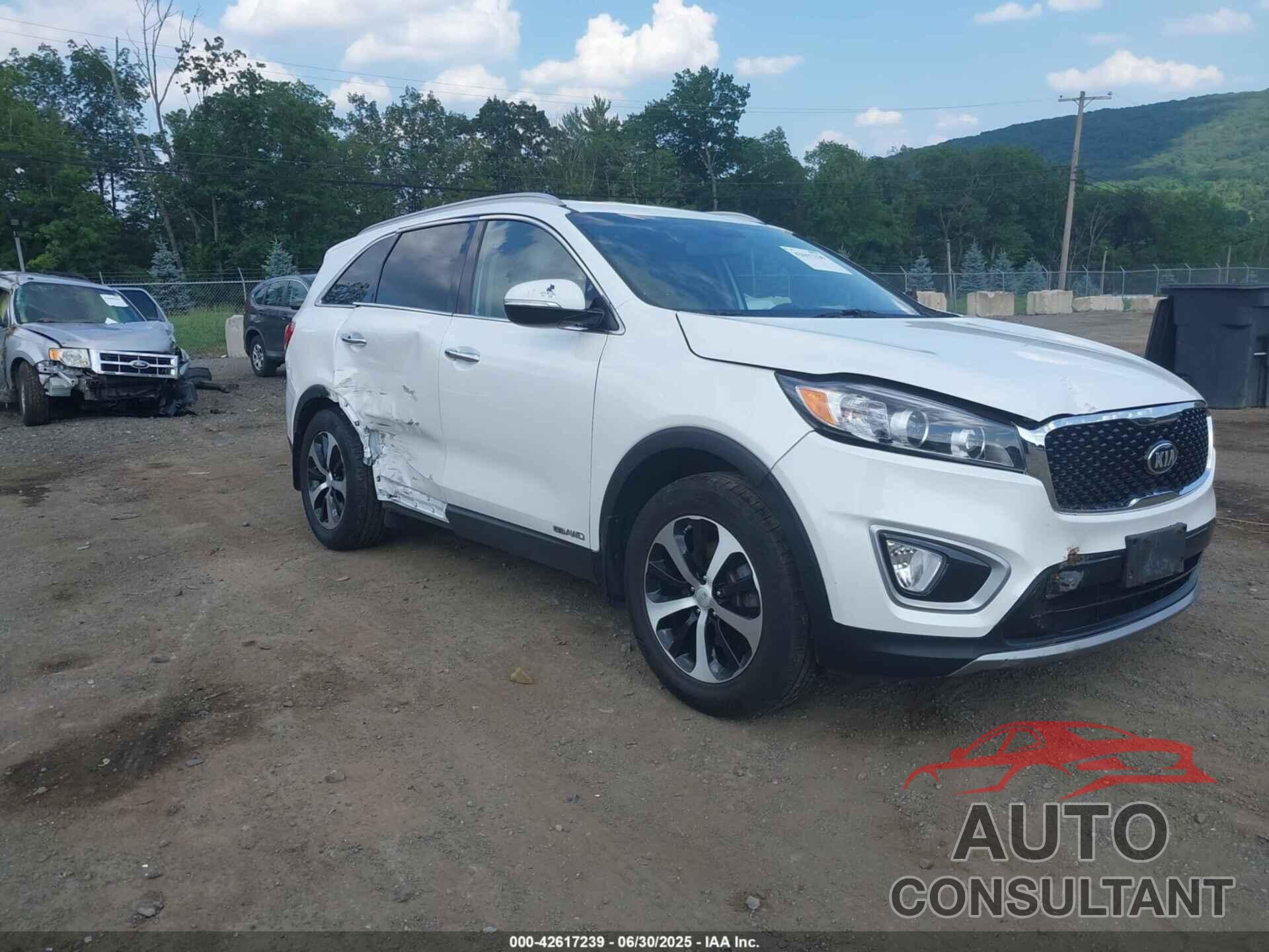 KIA SORENTO 2018 - 5XYPHDA54JG412152