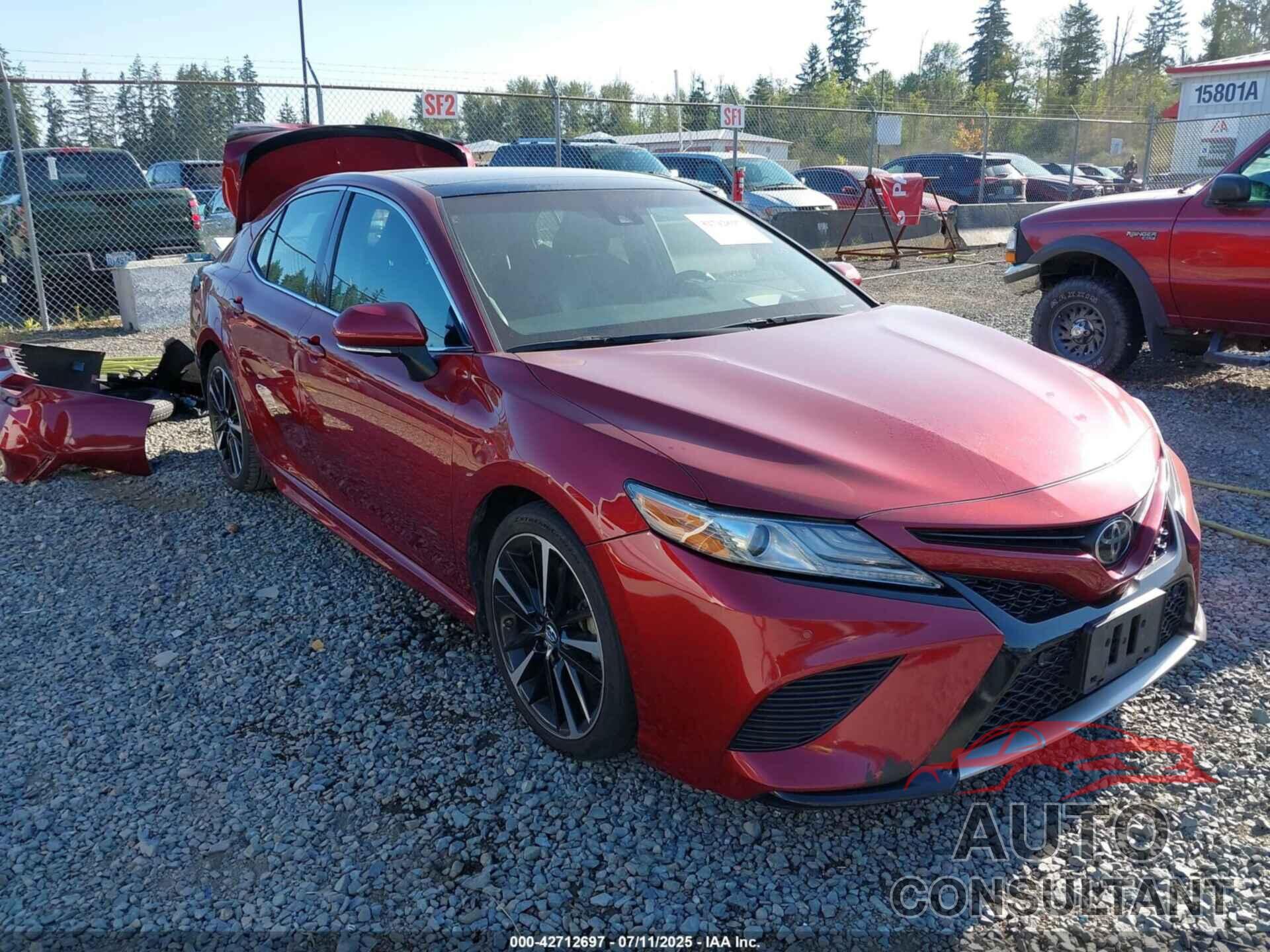 TOYOTA CAMRY 2018 - 4T1BZ1HK4JU502705
