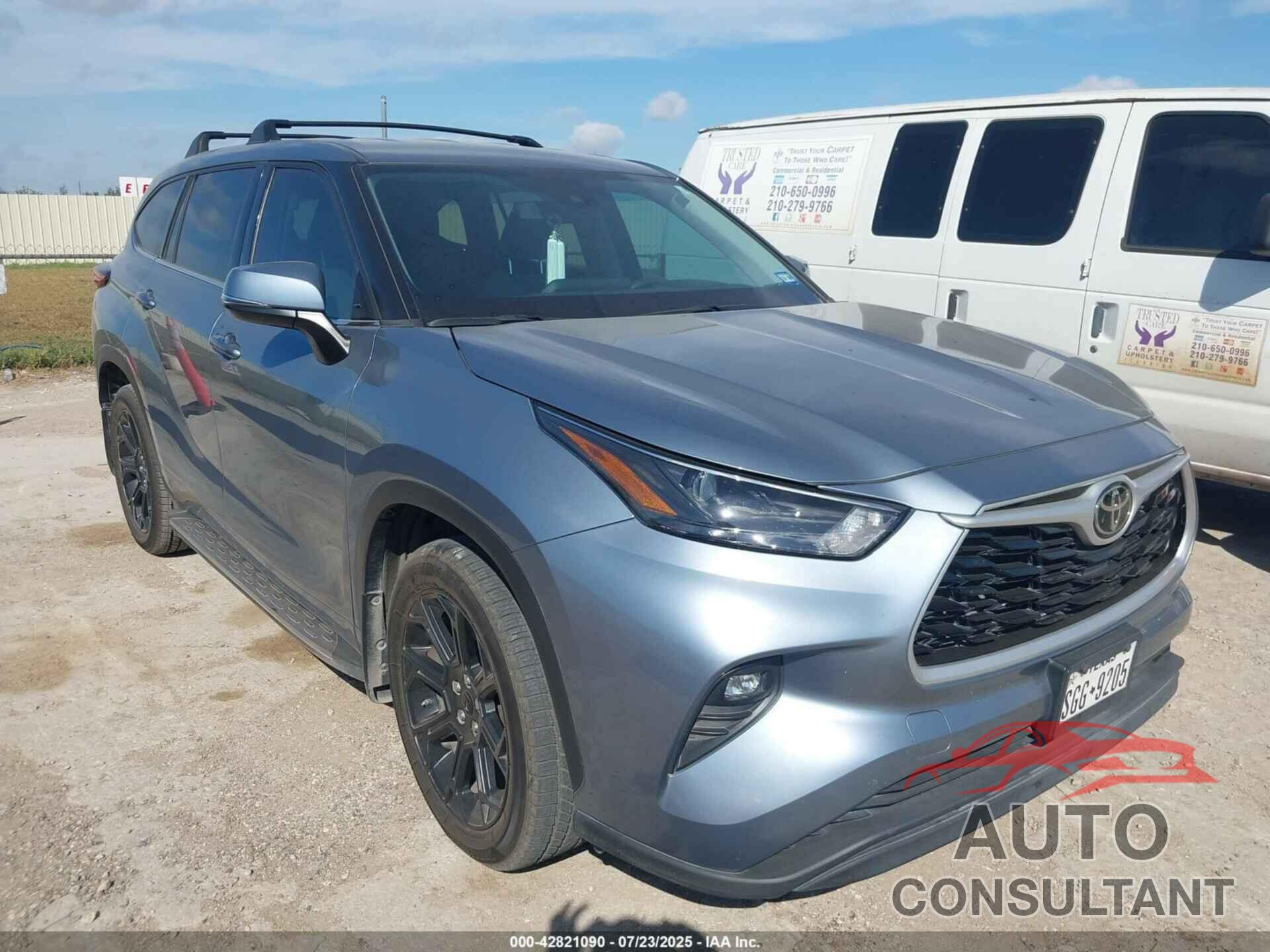 TOYOTA HIGHLANDER 2022 - 5TDZZRAH3NS133765
