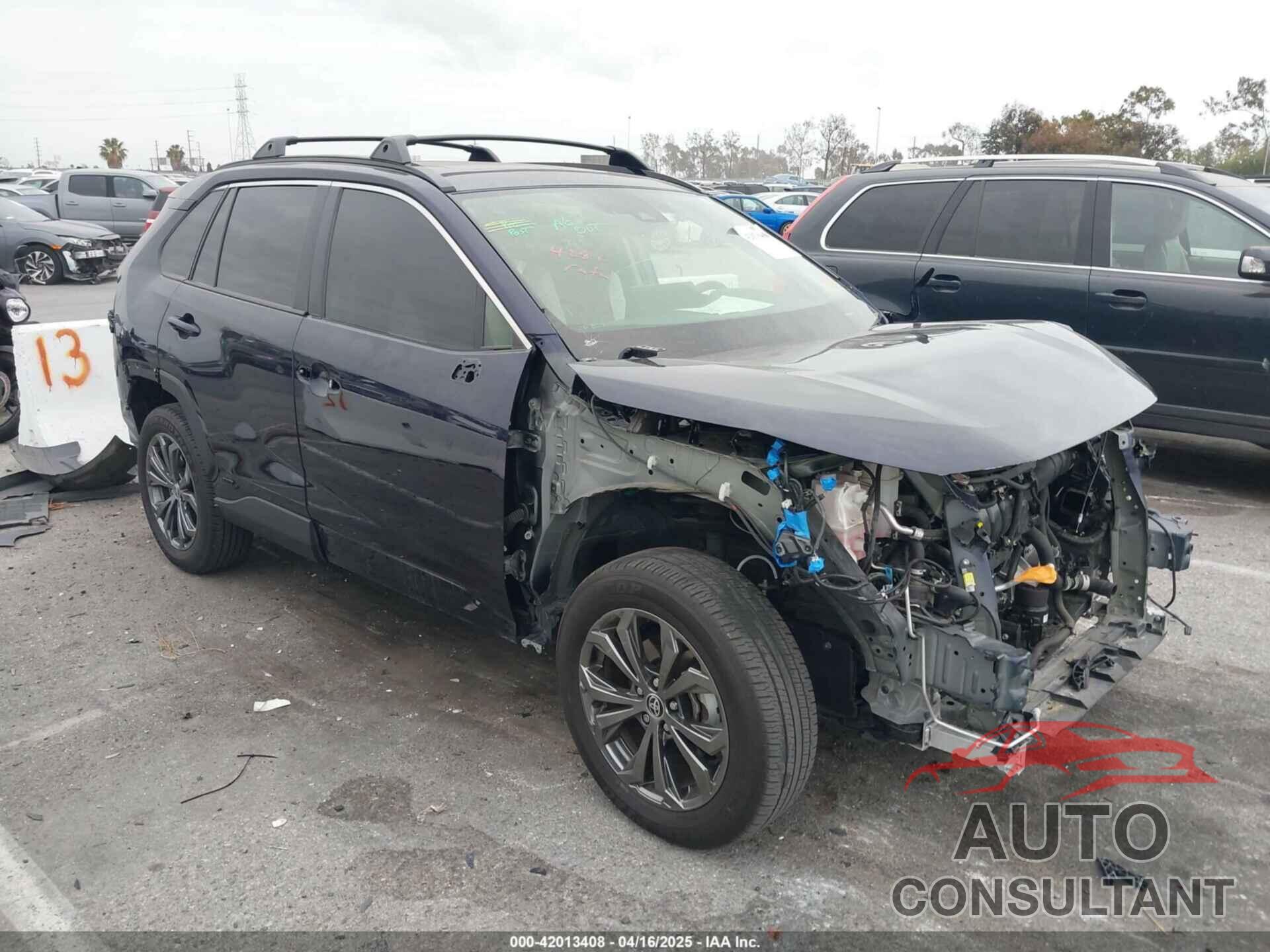 TOYOTA RAV4 HYBRID 2024 - JTMB6RFV5RD117173