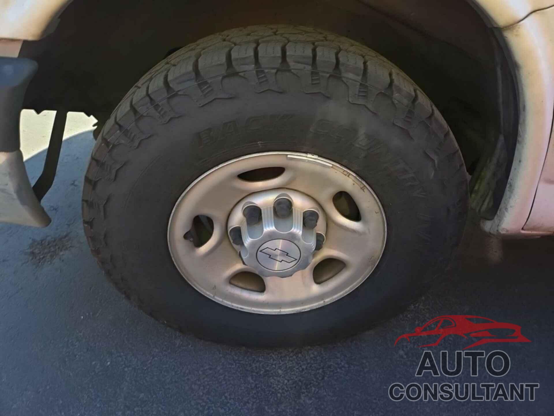 CHEVROLET EXPRESS G3500 2015 - 1GCZGTCG8F1276085