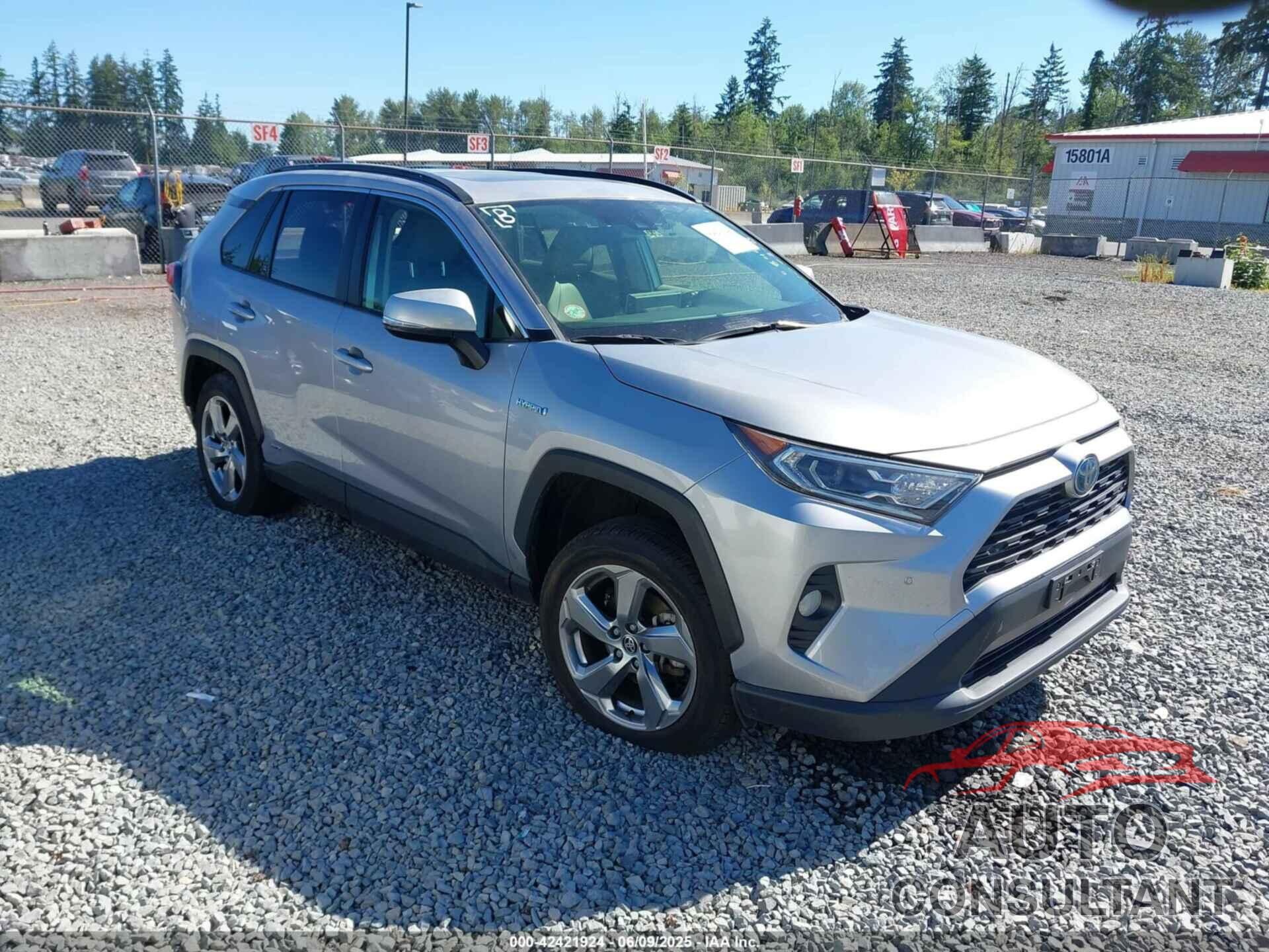 TOYOTA RAV4 HYBRID 2021 - JTMB6RFV9MD020437