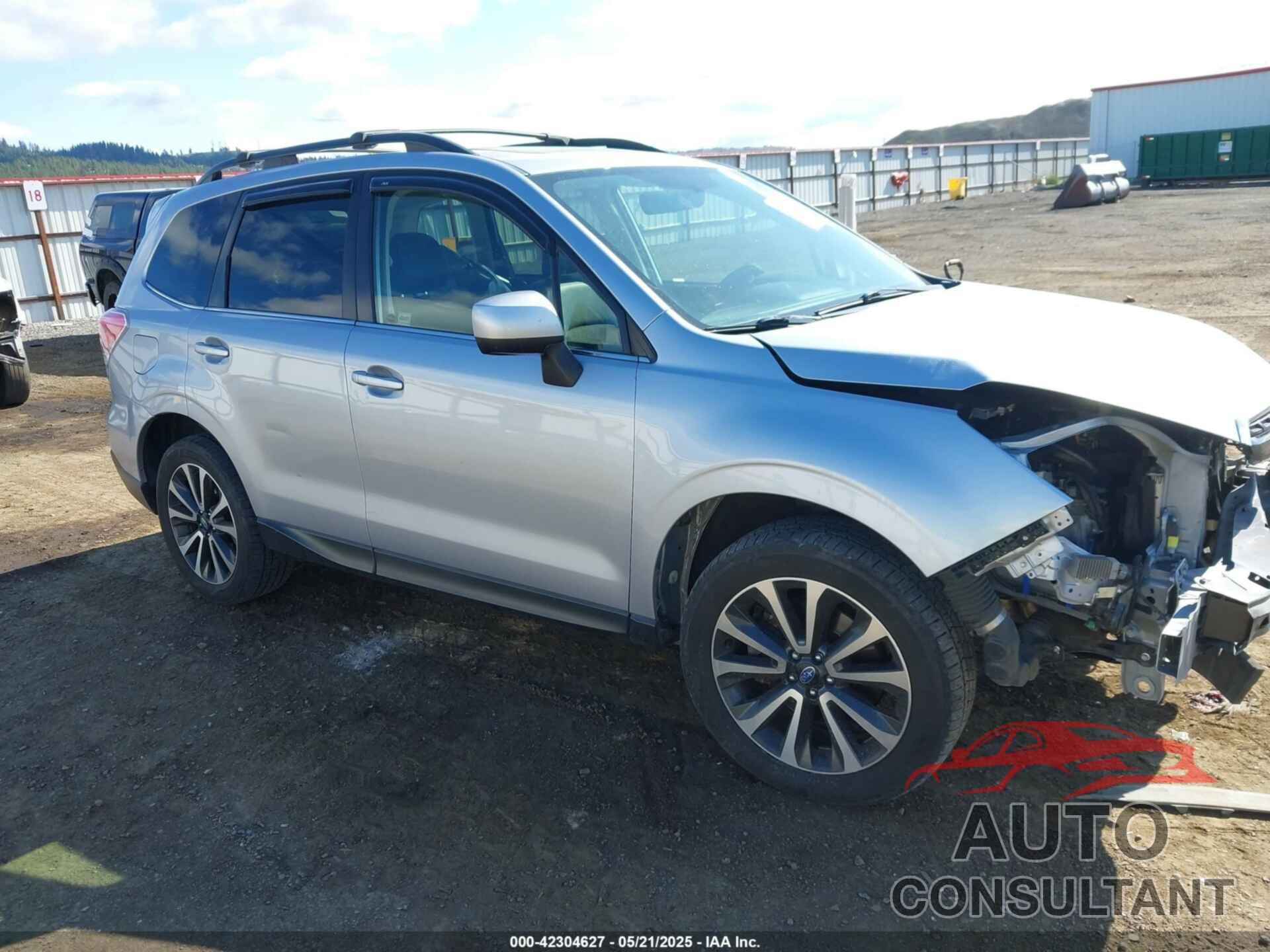 SUBARU FORESTER 2017 - JF2SJGEC9HH517863