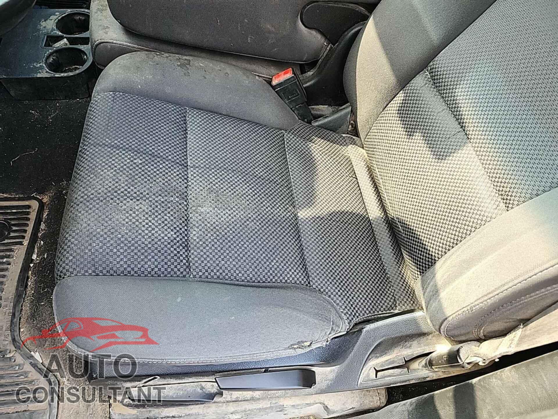 CHEVROLET SILVERADO LD 2019 - 2GCVKPEC8K1221929