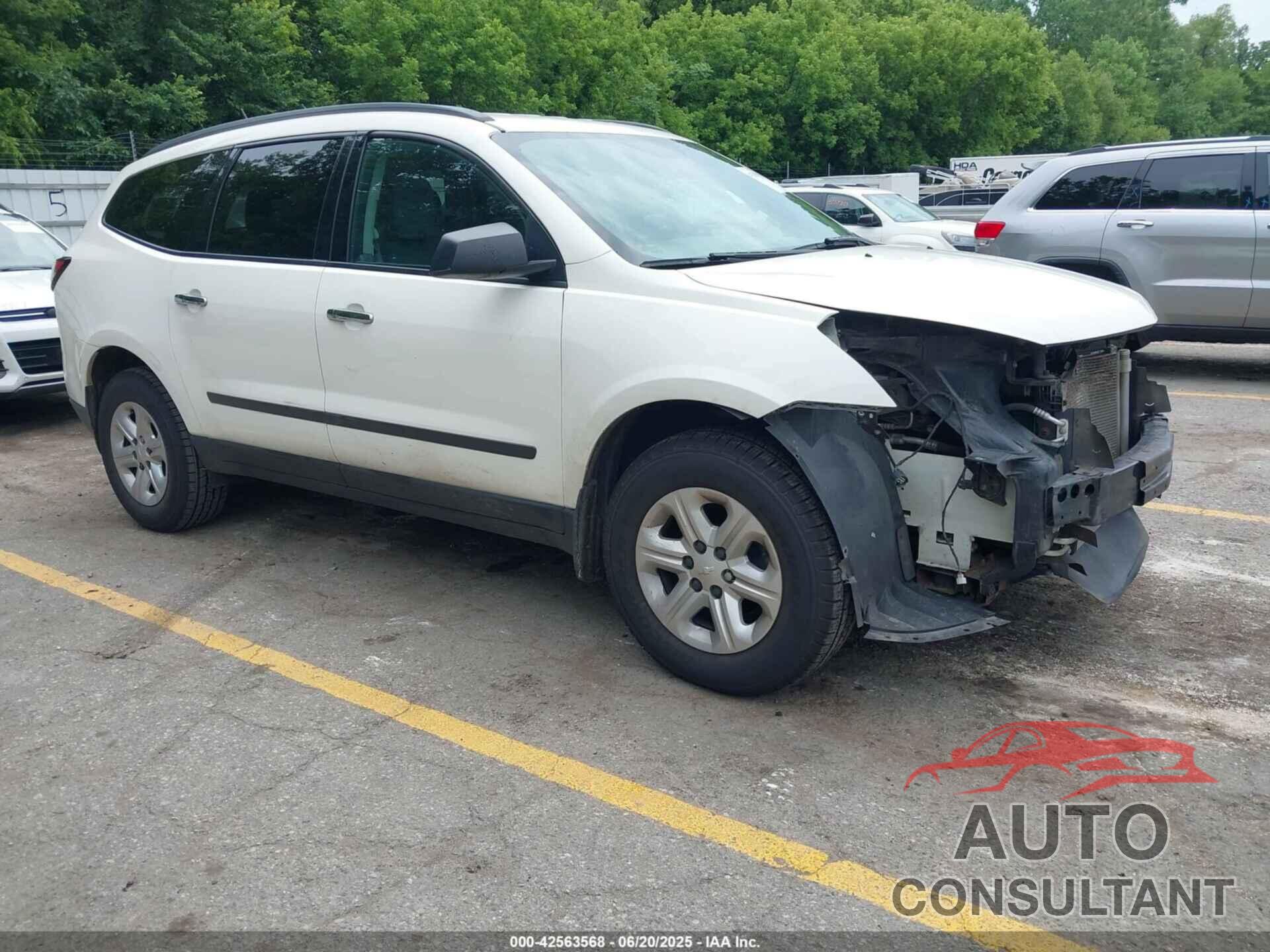CHEVROLET TRAVERSE 2015 - 1GNKVFKD6FJ250852