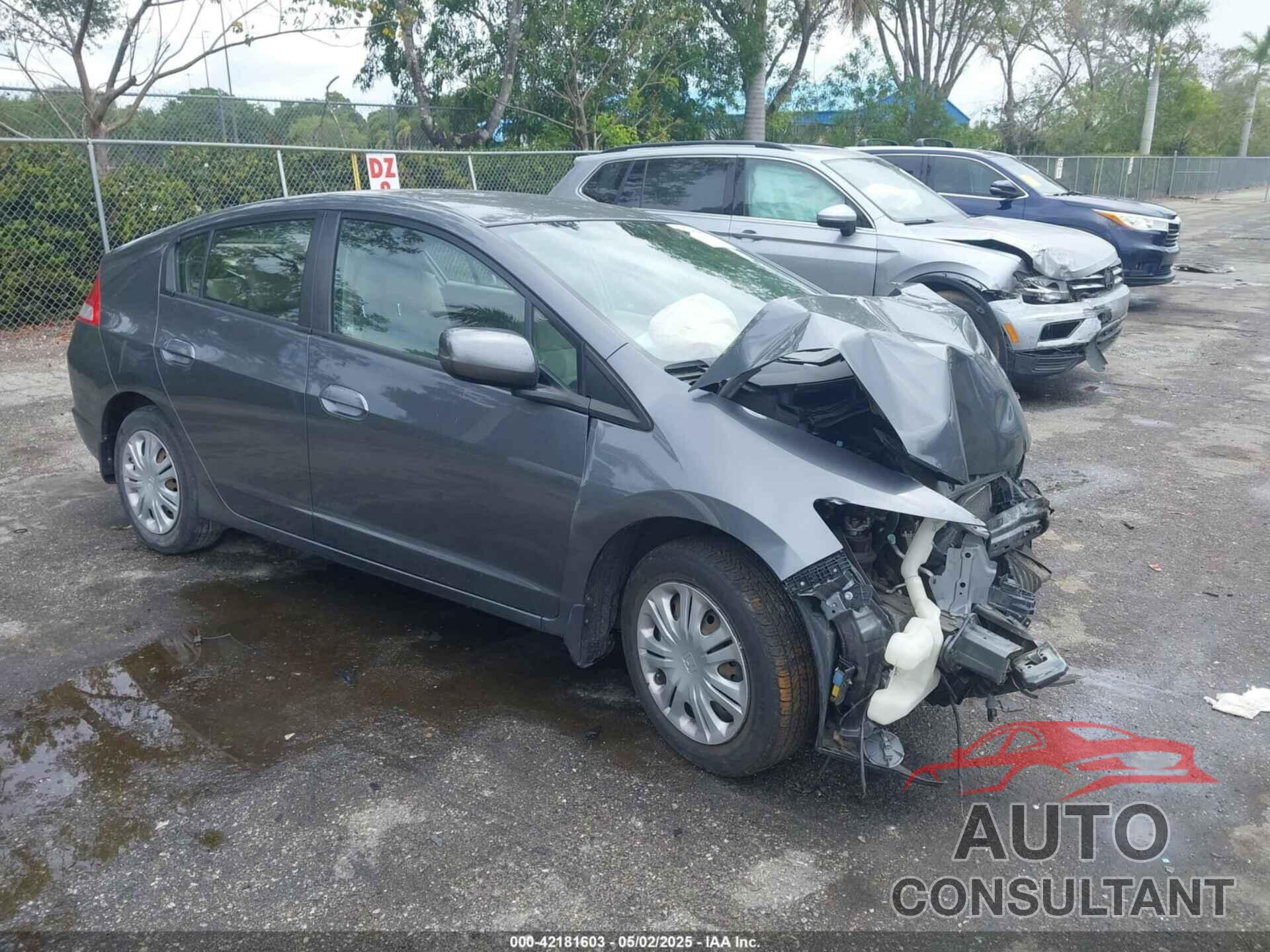 HONDA INSIGHT 2011 - JHMZE2H33BS003340