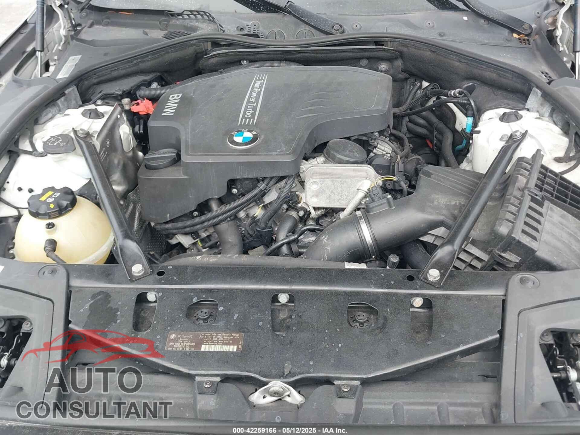 BMW 528I 2014 - WBA5A5C52ED511357