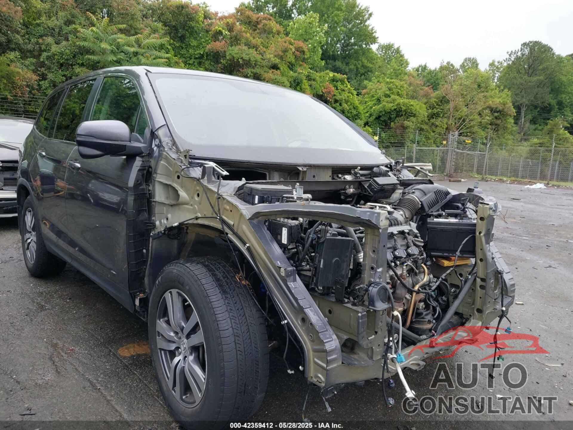 HONDA PILOT 2017 - 5FNYF5H77HB033090