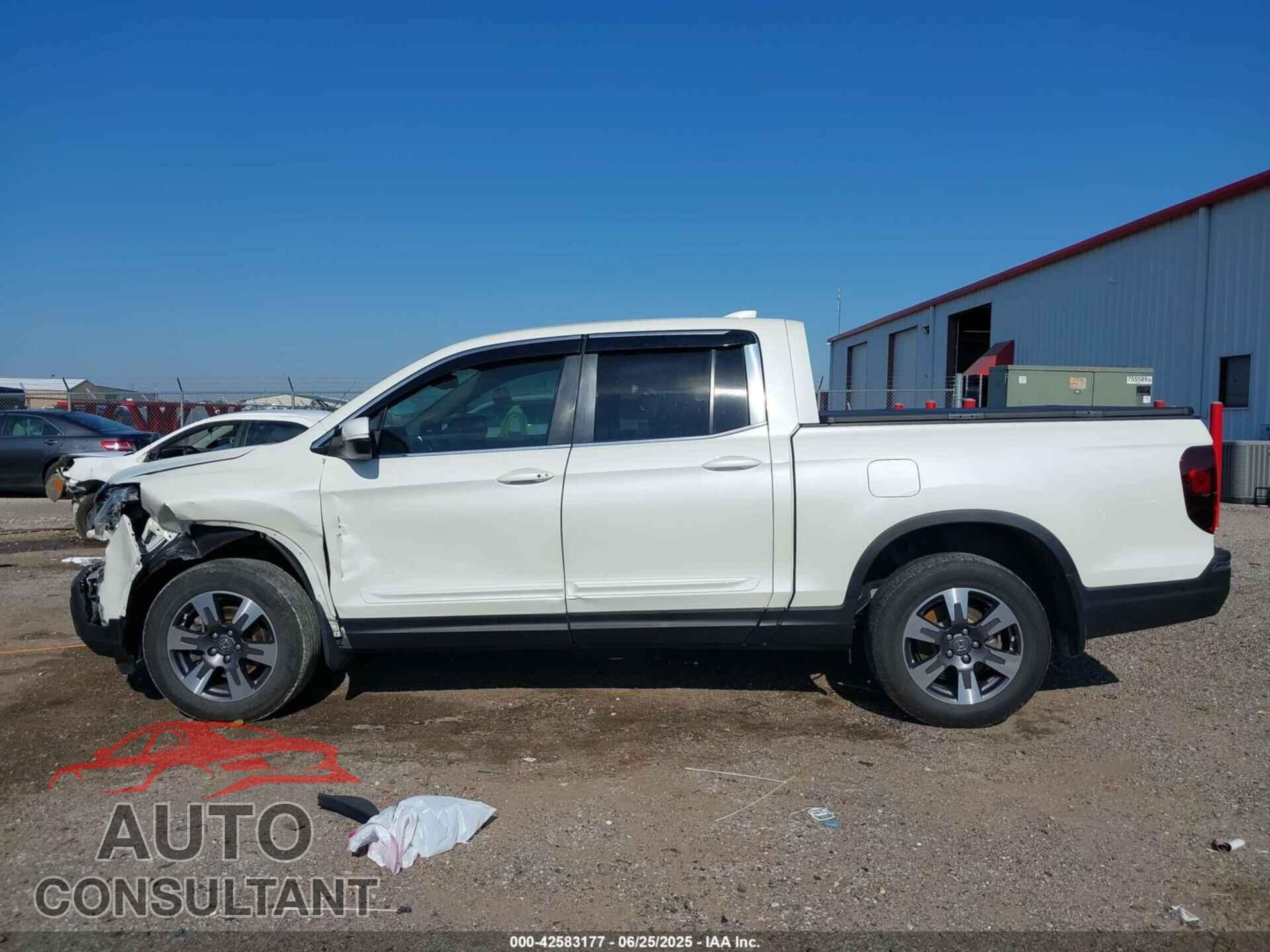 HONDA RIDGELINE 2017 - 5FPYK3F69HB038048