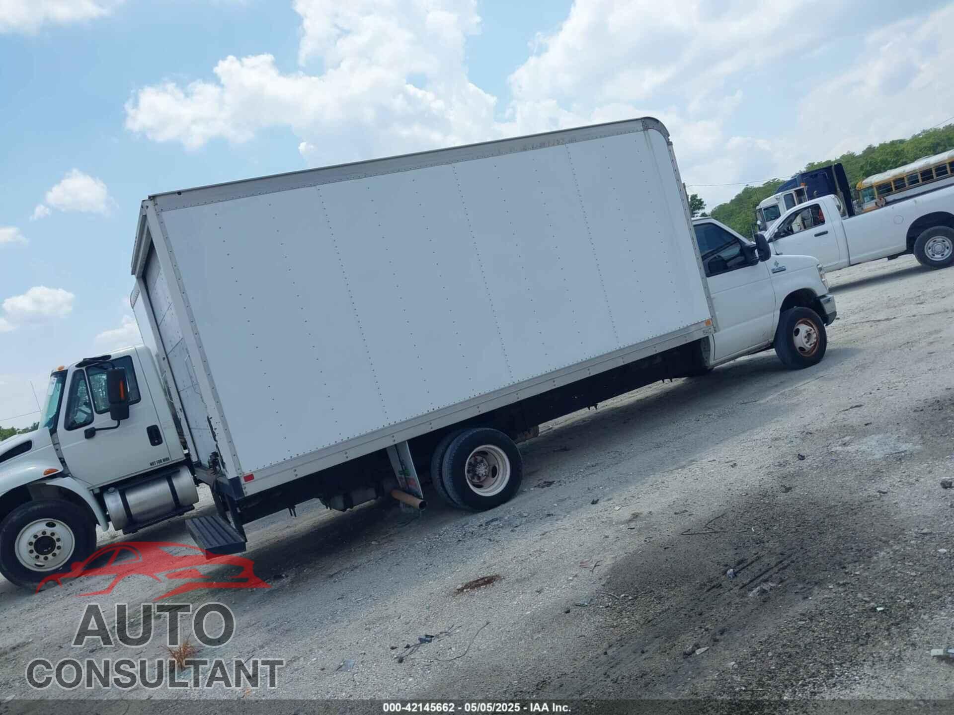 FORD E-450 CUTAWAY 2012 - 1FDXE4FS9CDA08929