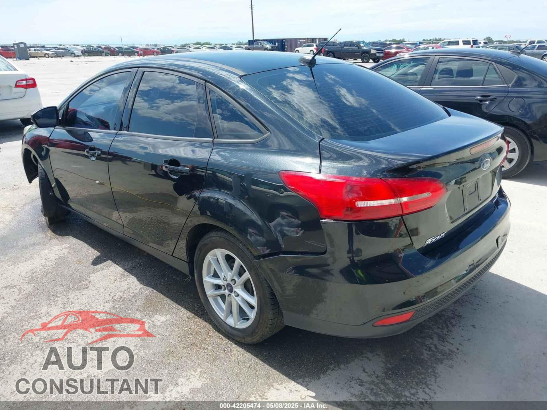 FORD FOCUS 2015 - 1FADP3F2XFL313657
