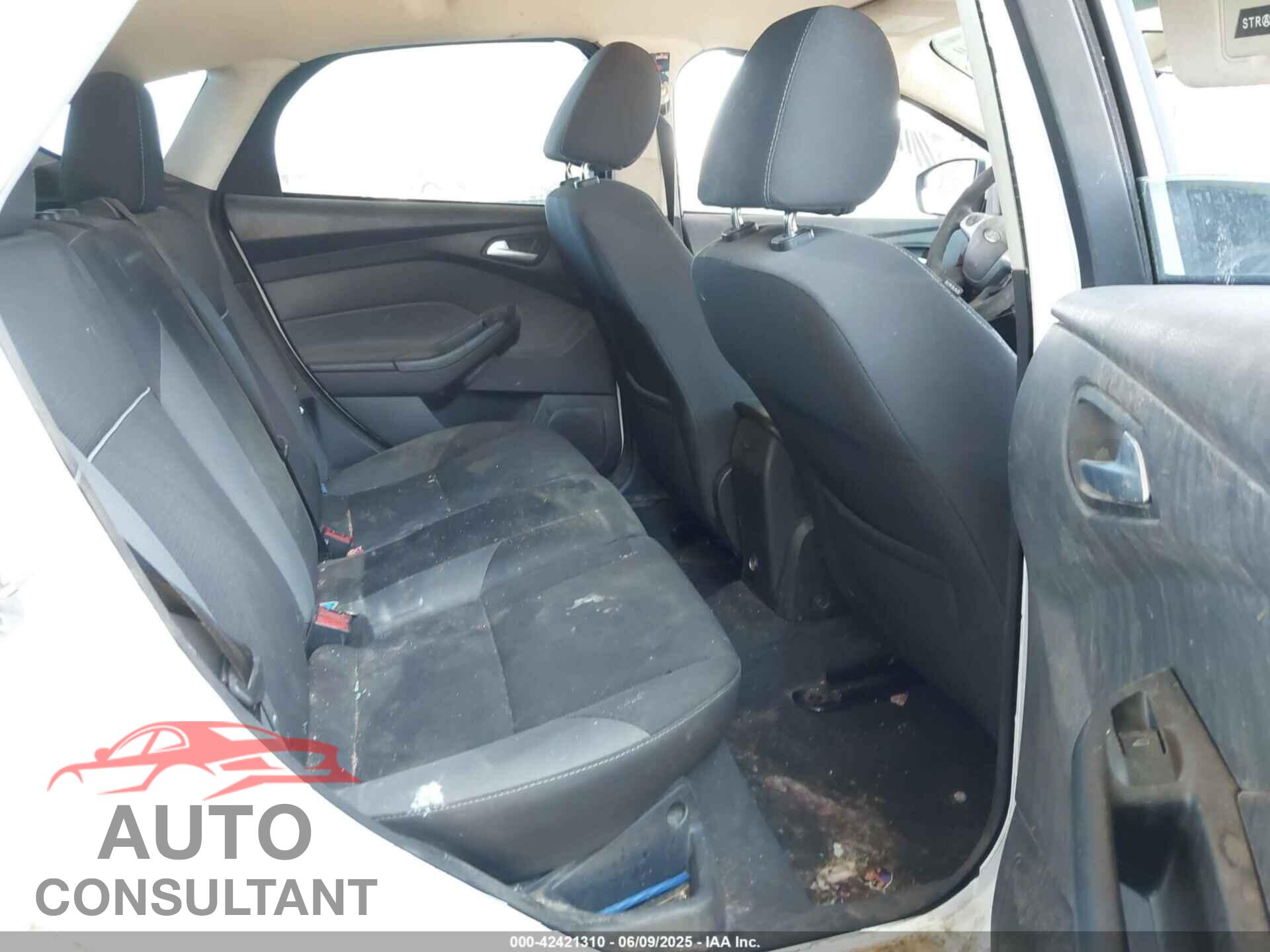 FORD FOCUS 2013 - 1FADP3K20DL363227