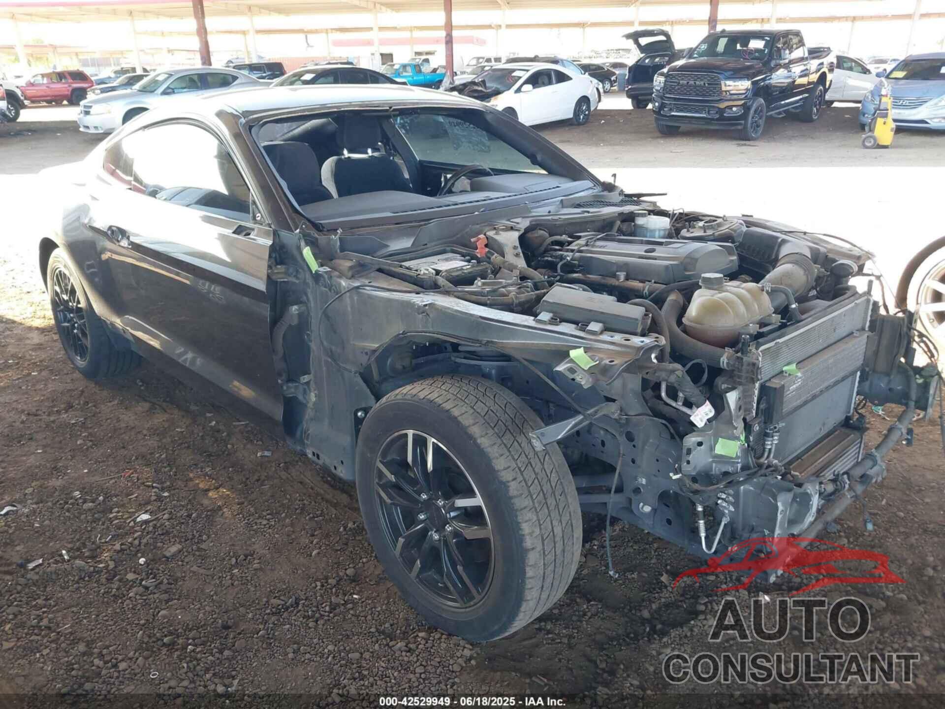 FORD MUSTANG 2018 - 1FA6P8TH9J5176707