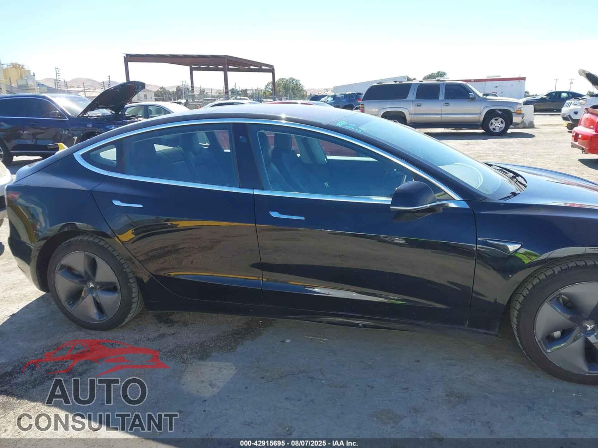 TESLA MODEL 3 2018 - 5YJ3E1EA7JF043369