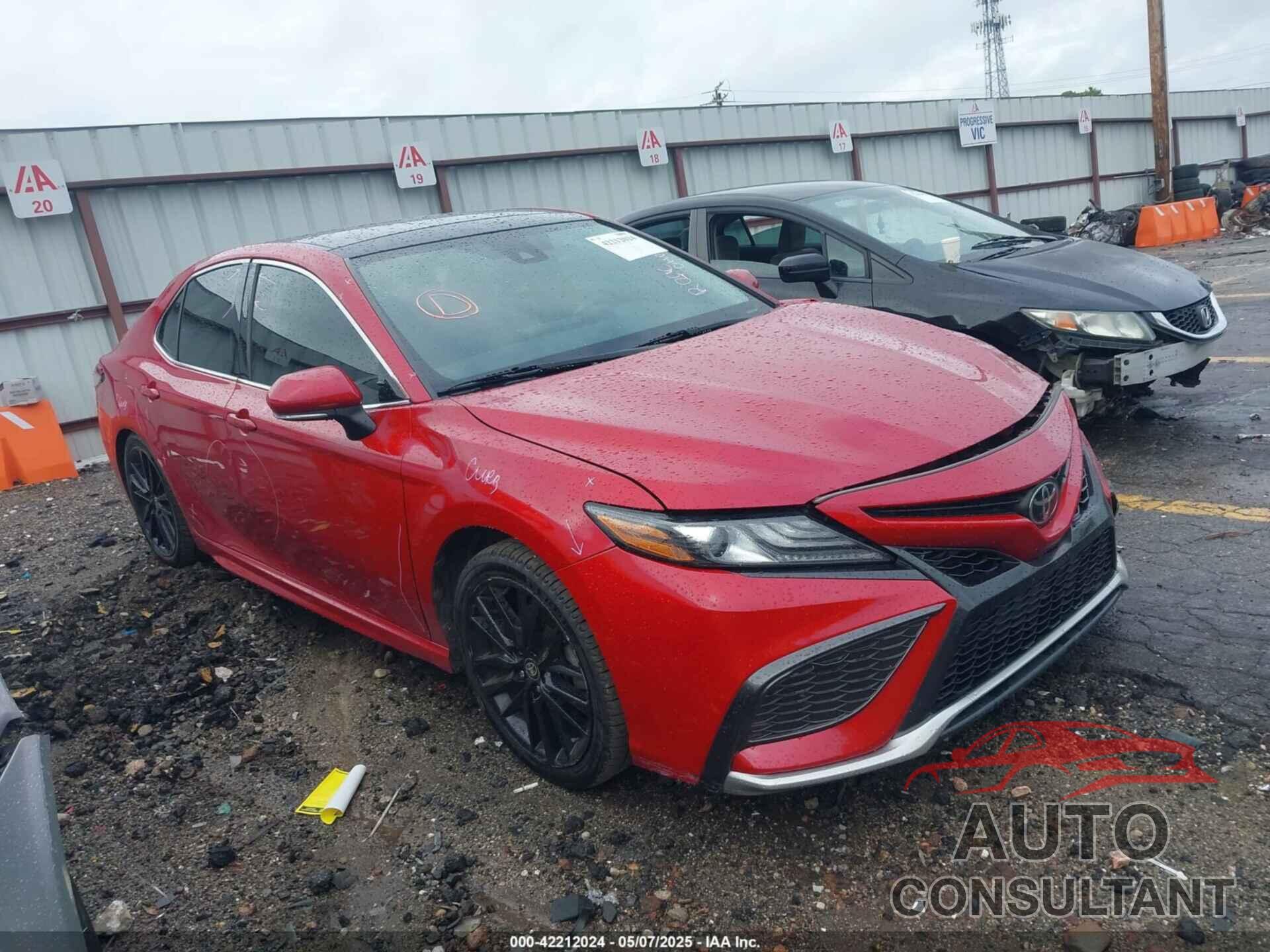 TOYOTA CAMRY 2021 - 4T1K61AK1MU426769