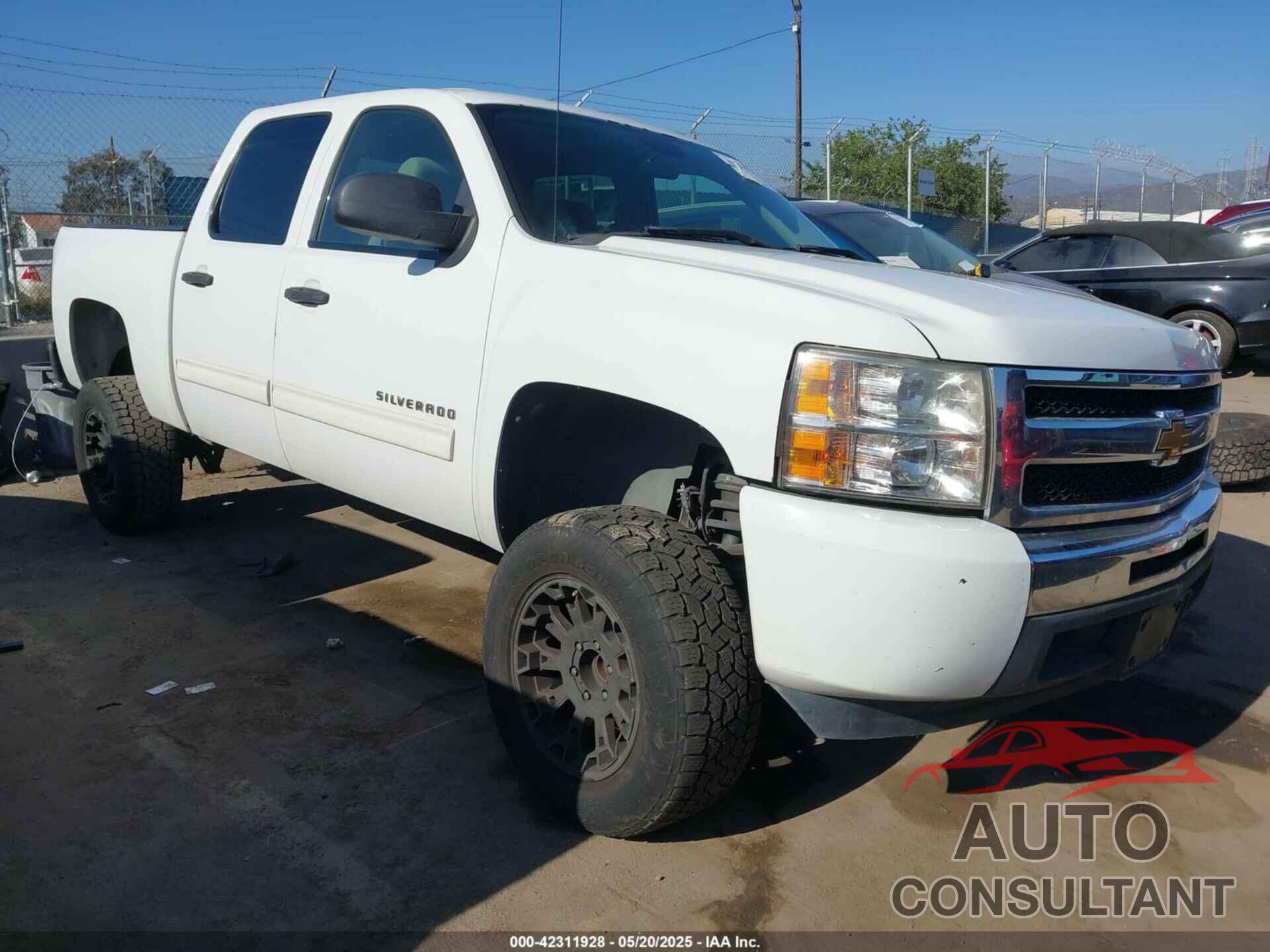 CHEVROLET SILVERADO 1500 2011 - 3GCPCSEA5BG128235