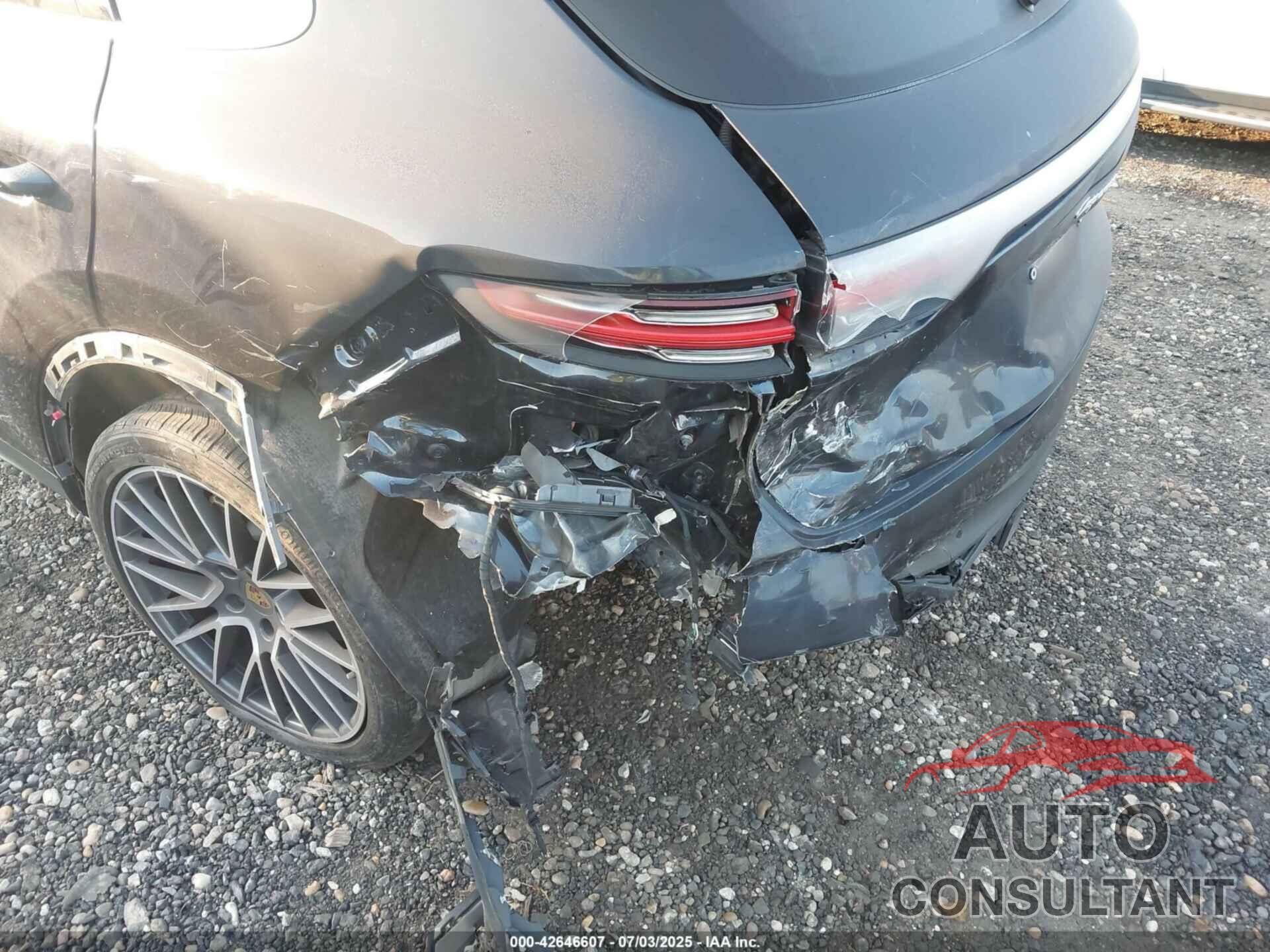PORSCHE CAYENNE 2021 - WP1AA2AY5MDA01823