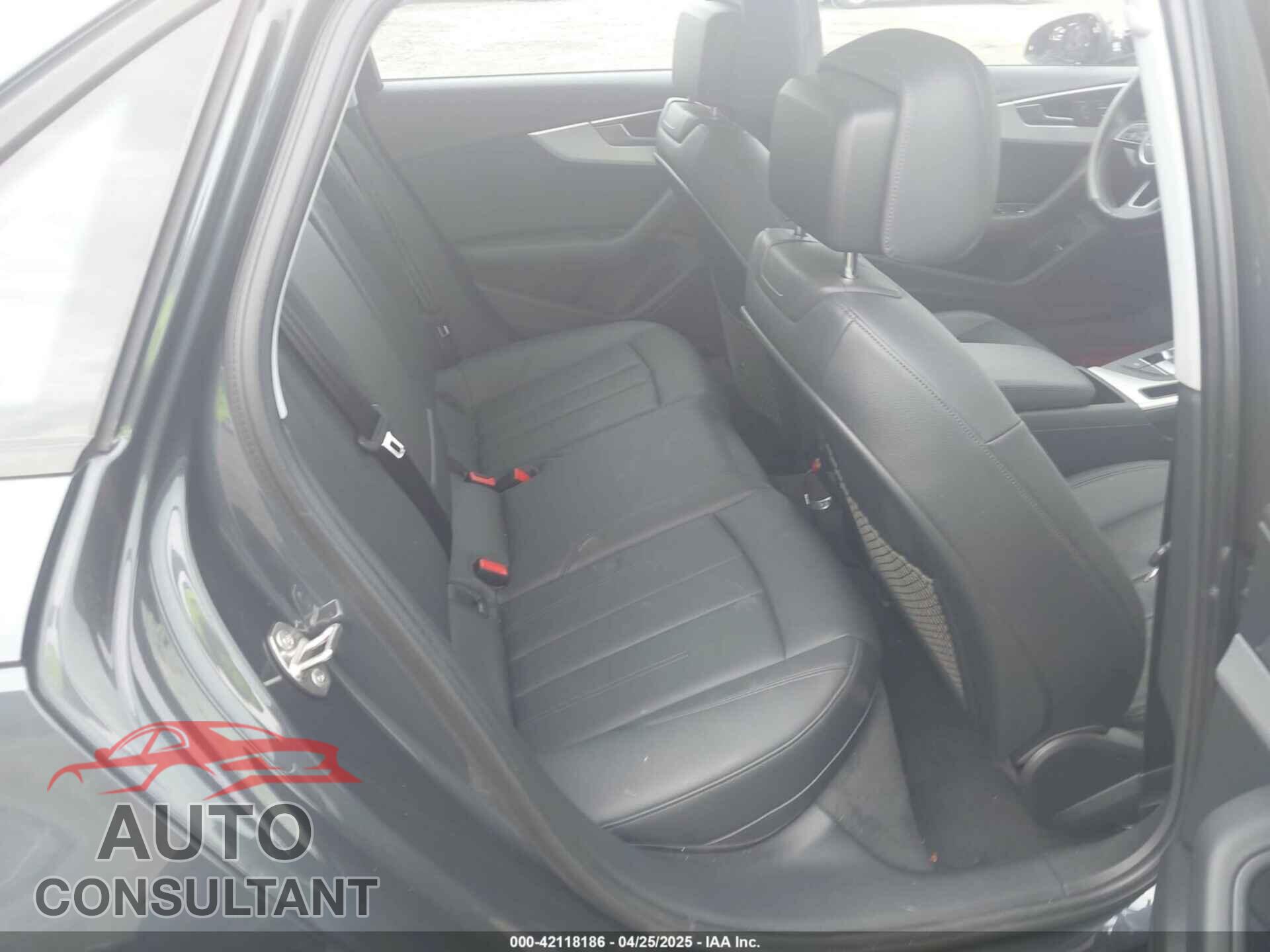 AUDI A4 2017 - WAUGMAF41HN033670
