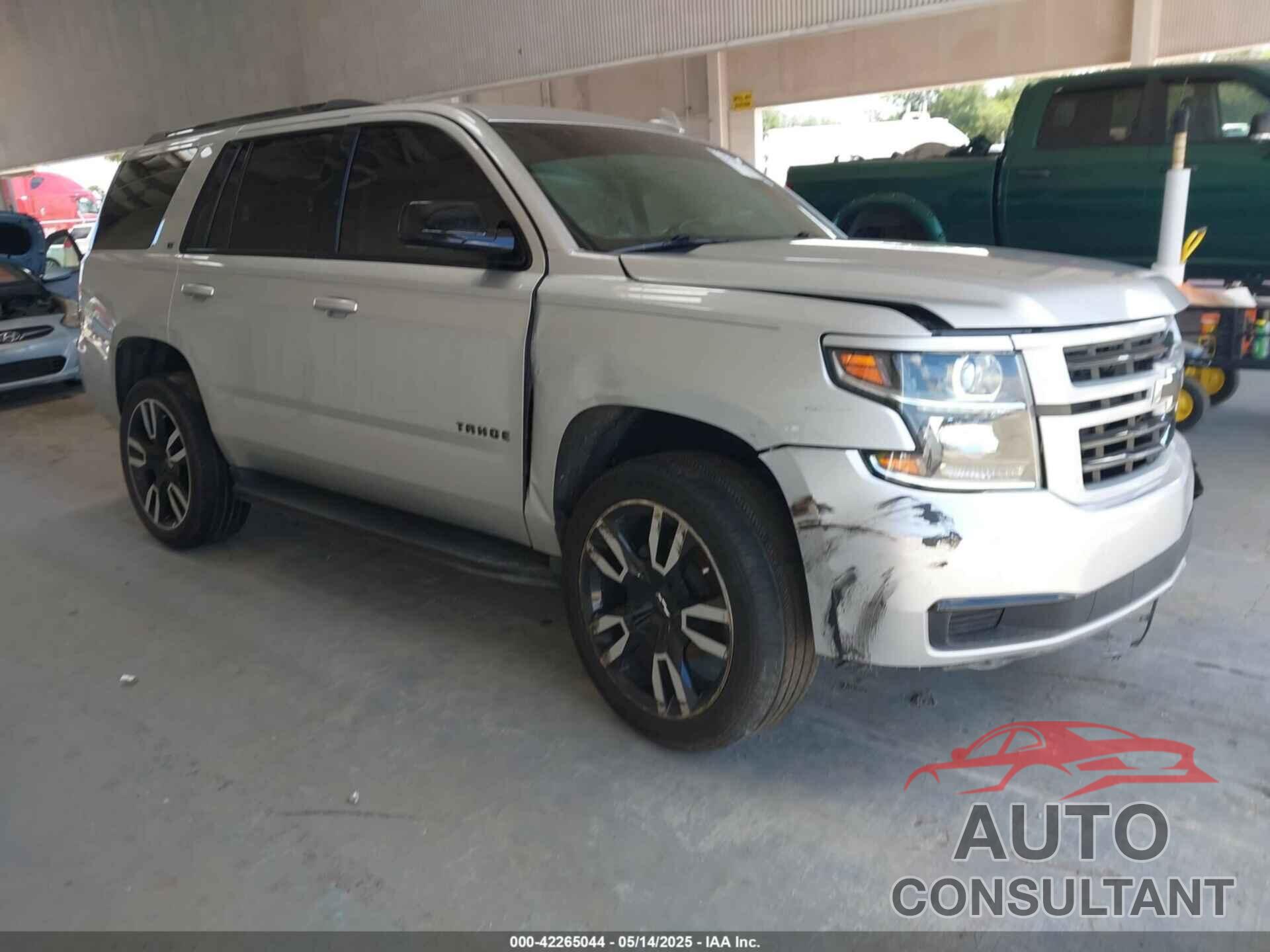 CHEVROLET TAHOE 2019 - 1GNSCBKC0KR240660