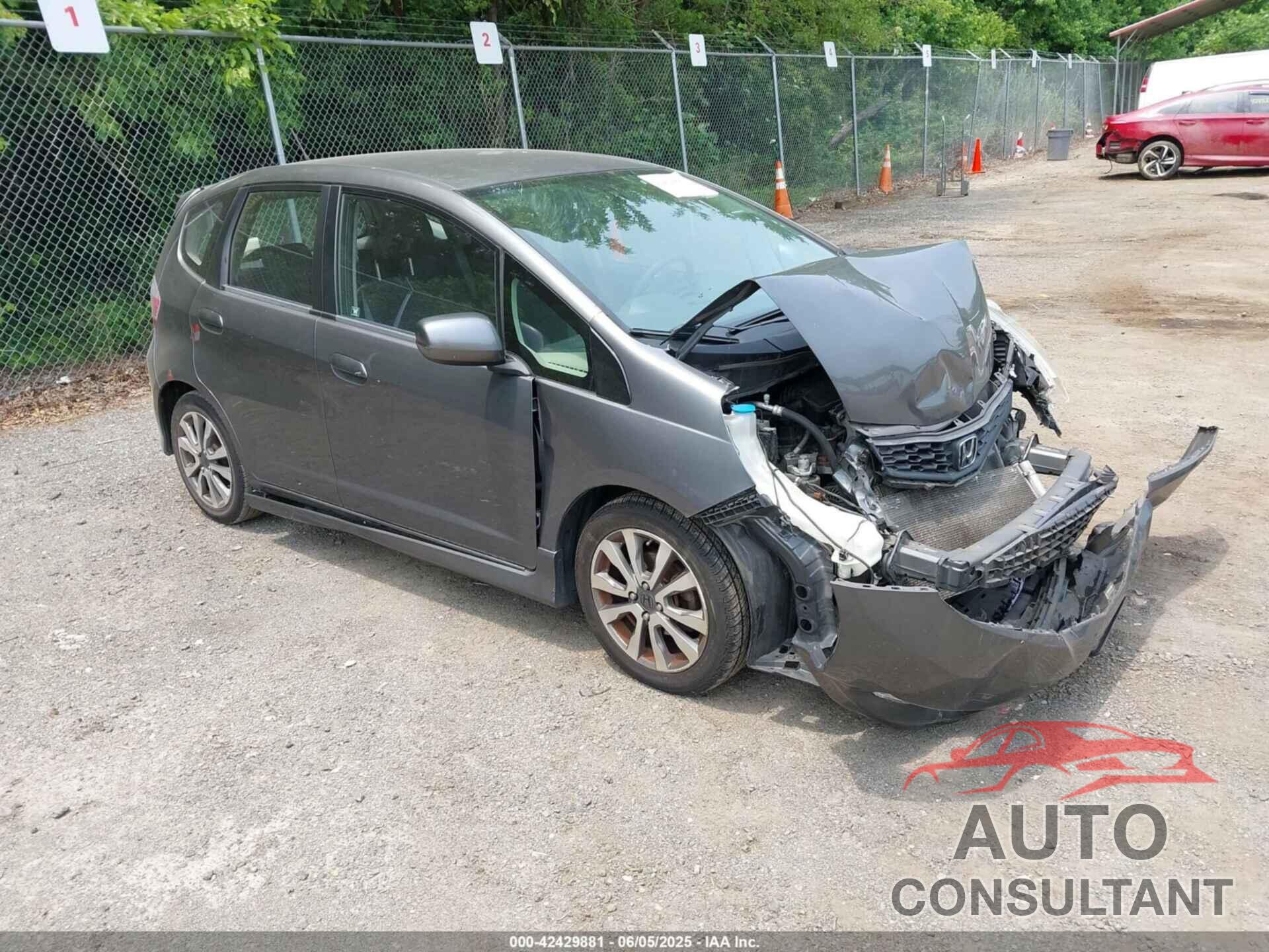 HONDA FIT 2012 - JHMGE8H58CC035109