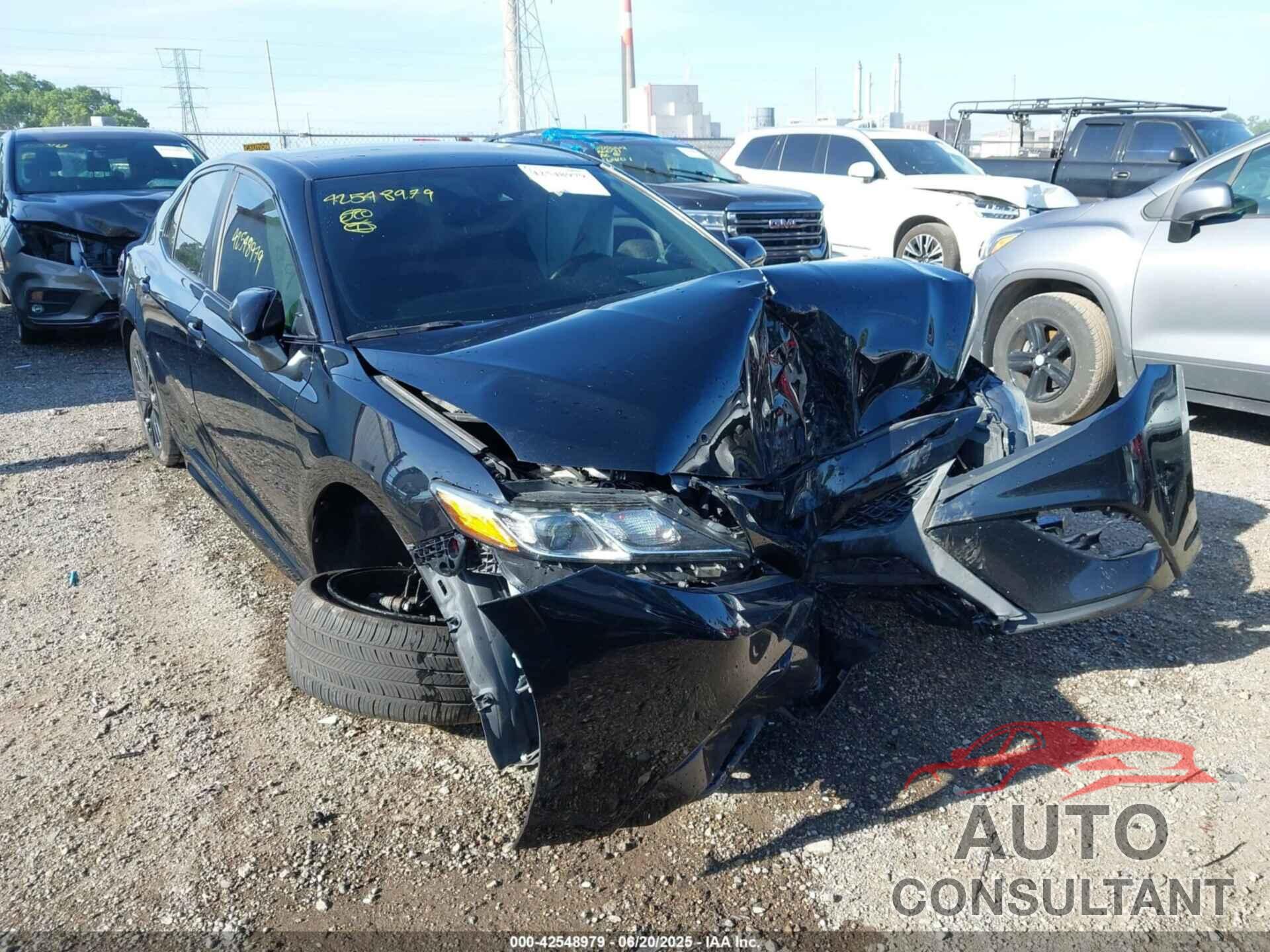 TOYOTA CAMRY 2019 - 4T1B11HK3KU275516
