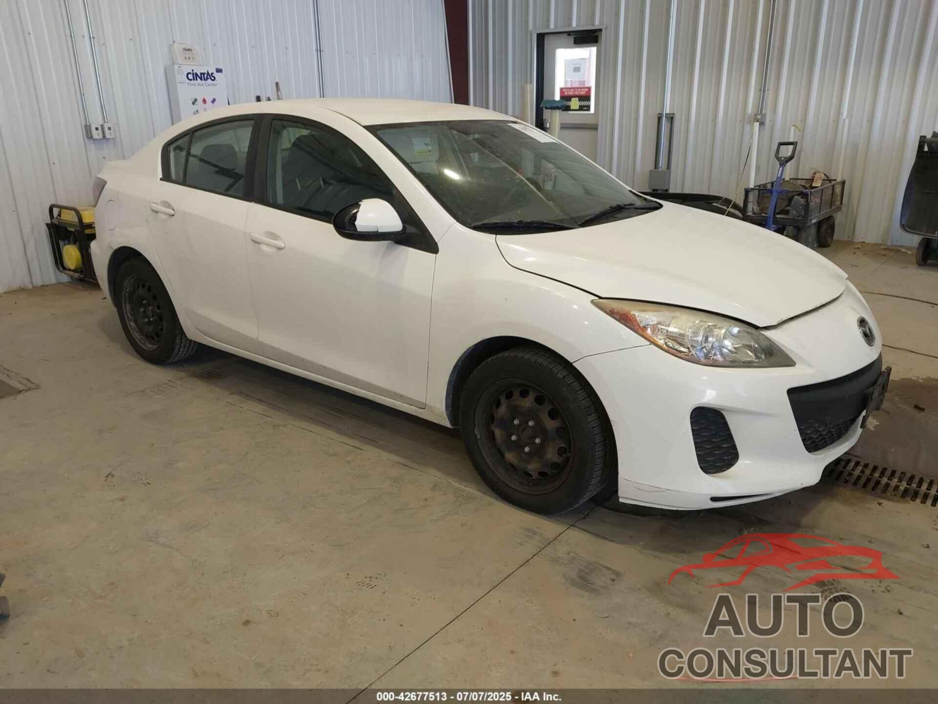 MAZDA MAZDA3 2012 - JM1BL1UF7C1555787