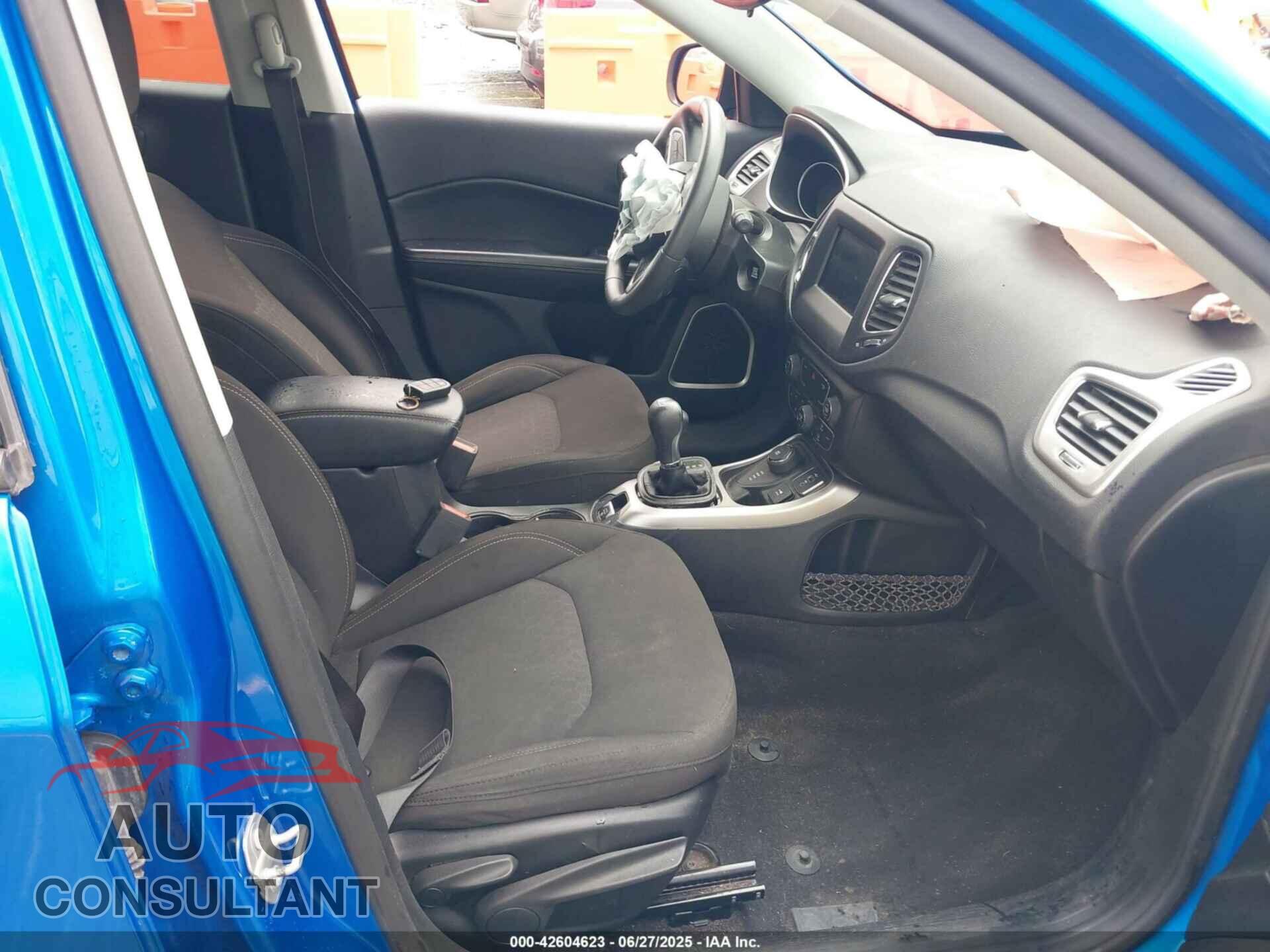 JEEP COMPASS 2020 - 3C4NJDAB9LT242772