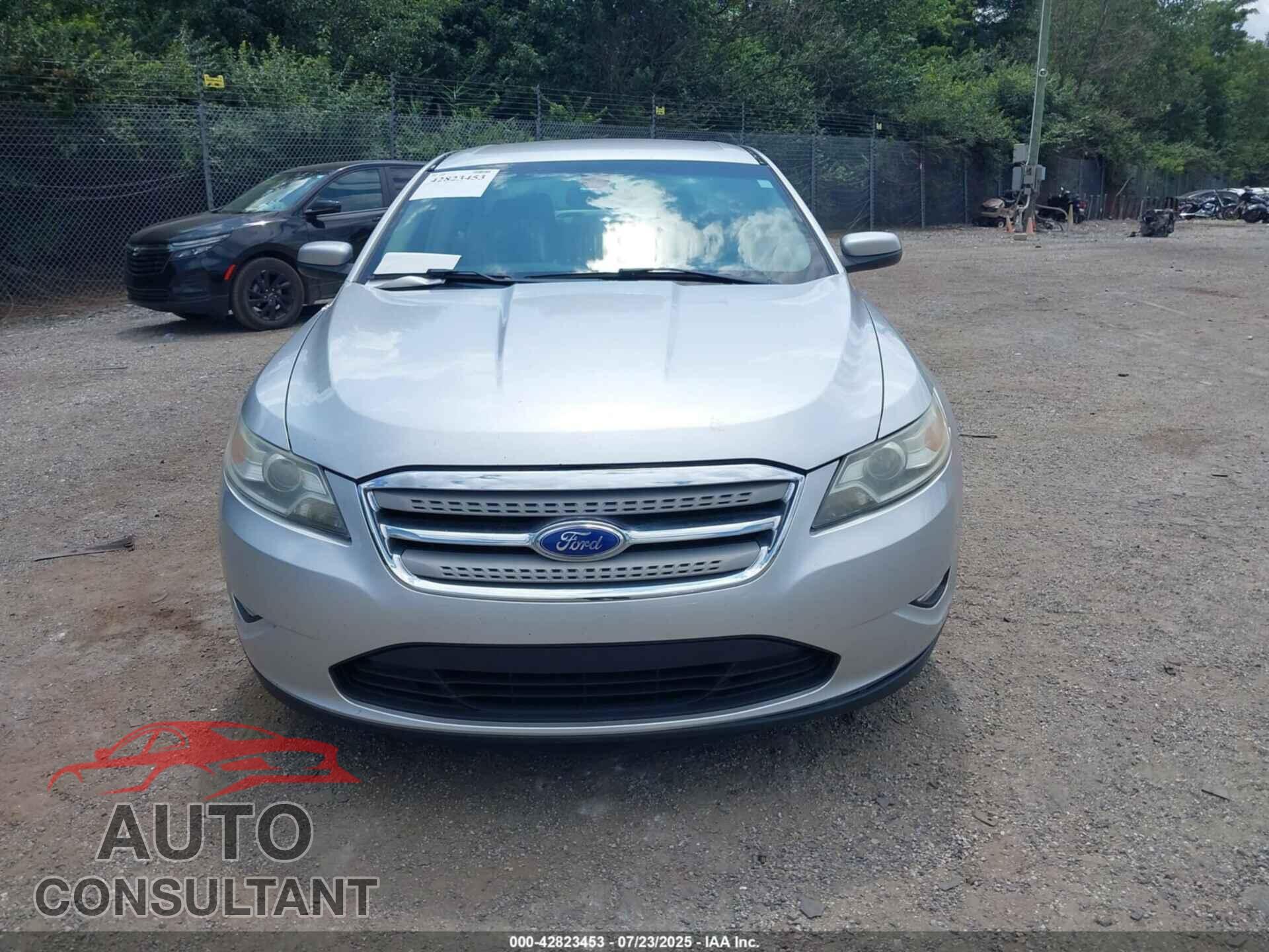 FORD TAURUS 2011 - 1FAHP2EW2BG159531