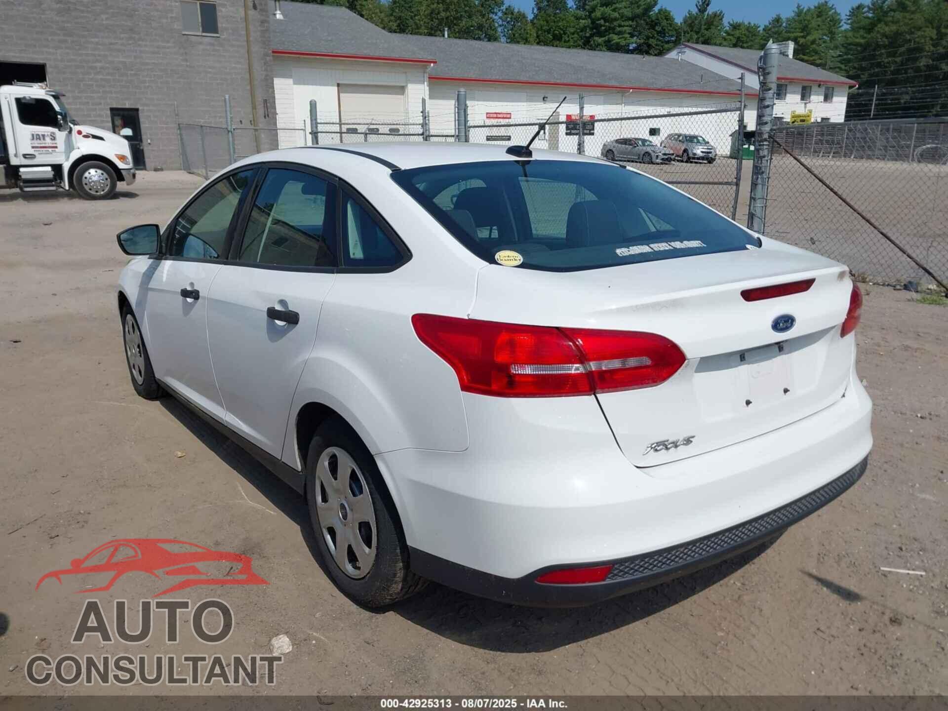 FORD FOCUS 2015 - 1FADP3E2XFL303695