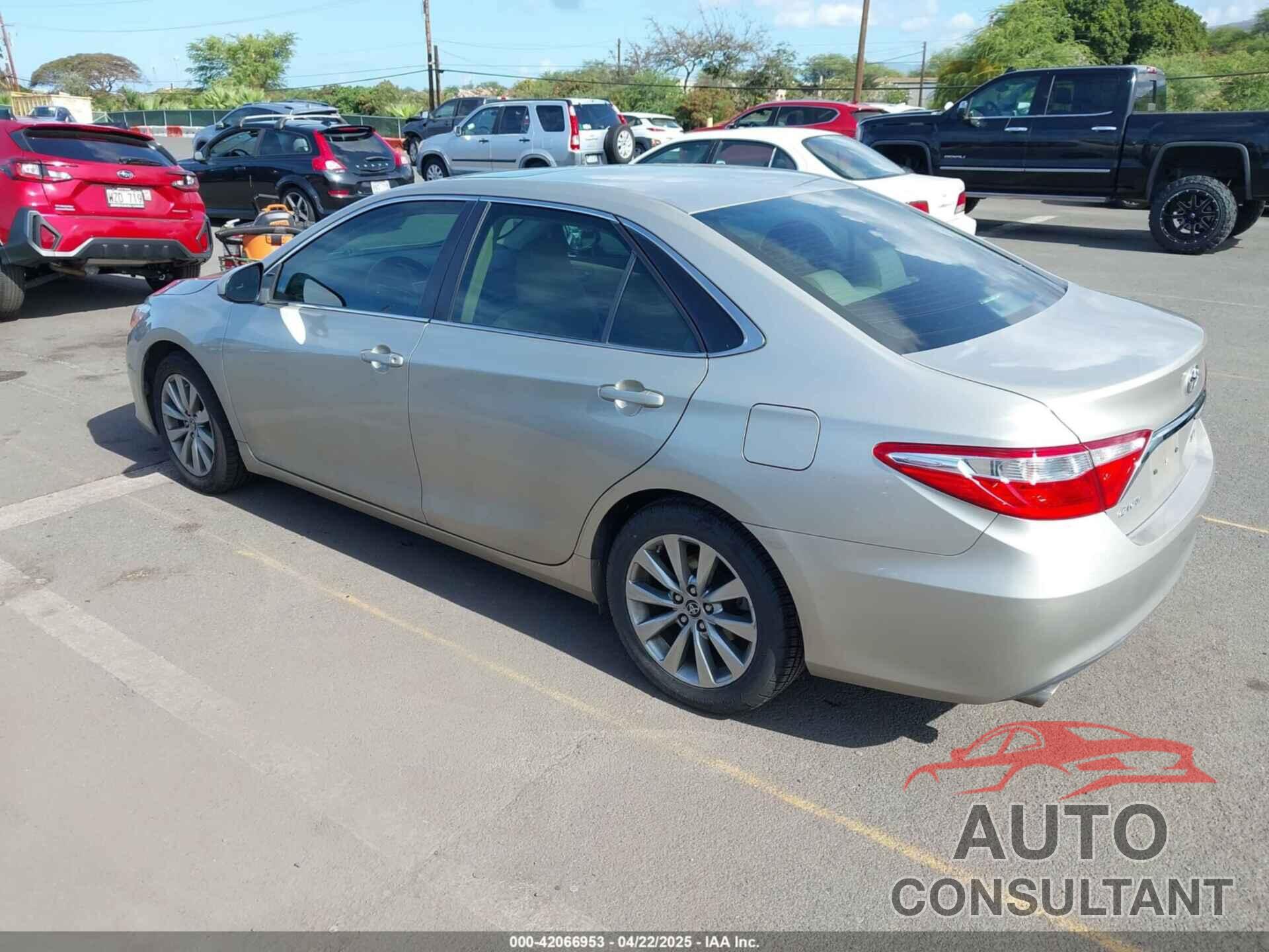 TOYOTA CAMRY 2016 - 4T1BK1FK5GU572469
