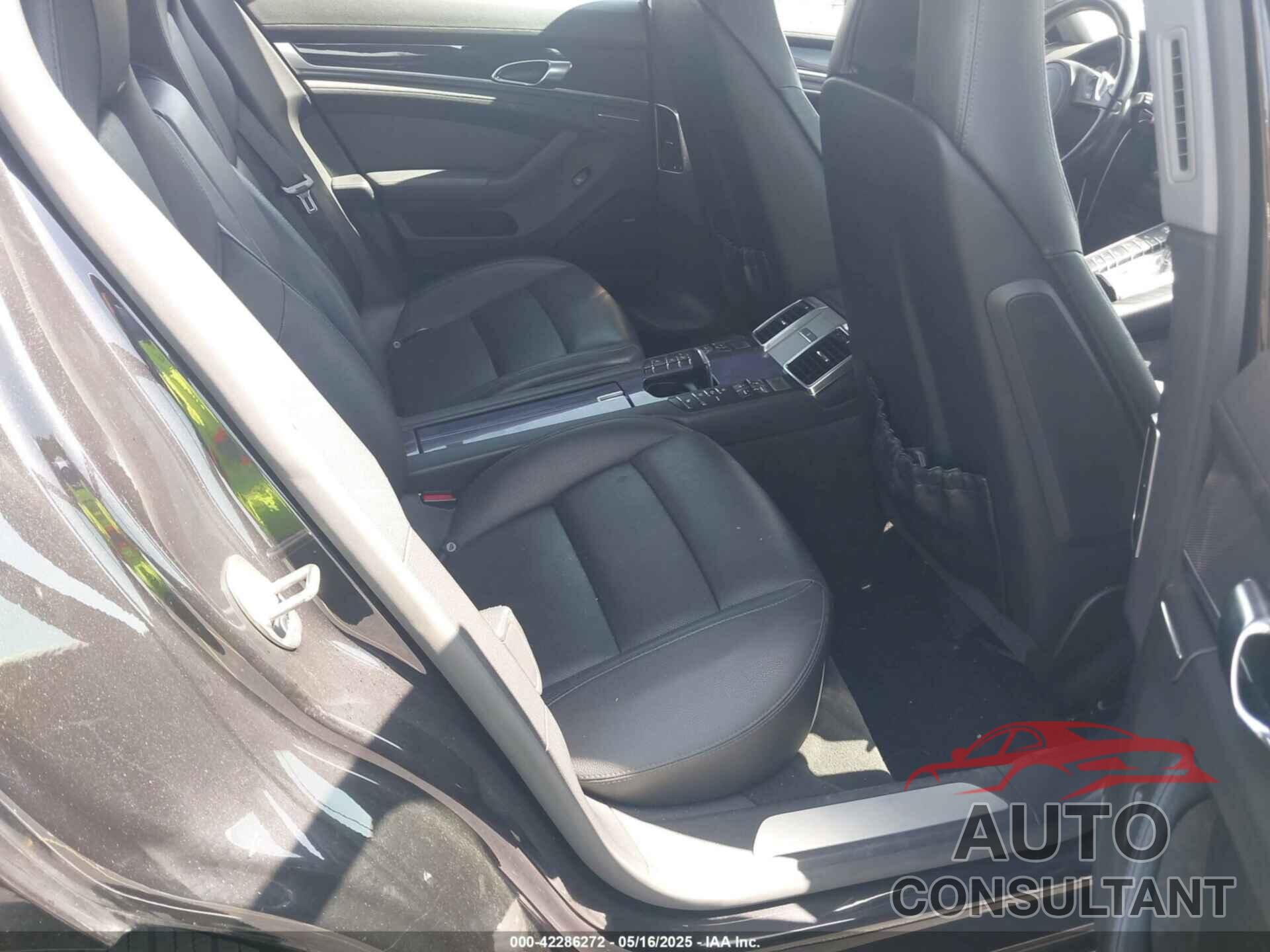 PORSCHE PANAMERA 2014 - WP0AA2A70EL015094