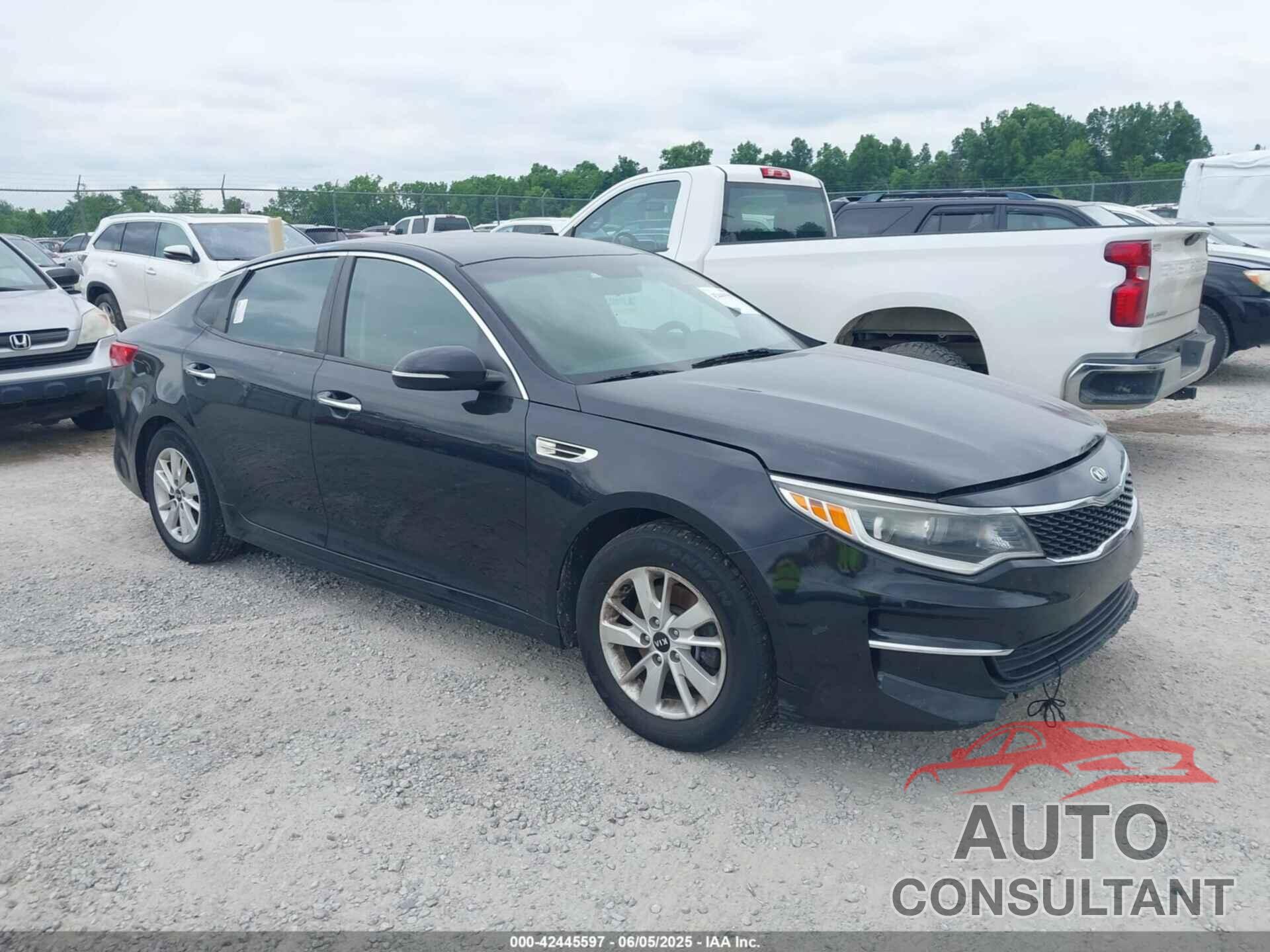 KIA OPTIMA 2017 - 5XXGT4L36HG152832