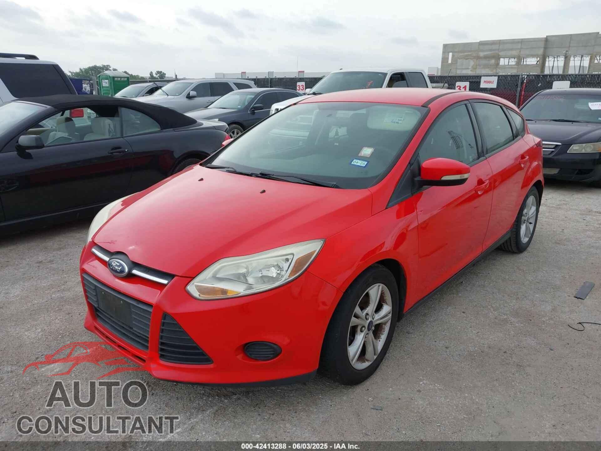 FORD FOCUS 2014 - 1FADP3K2XEL403363