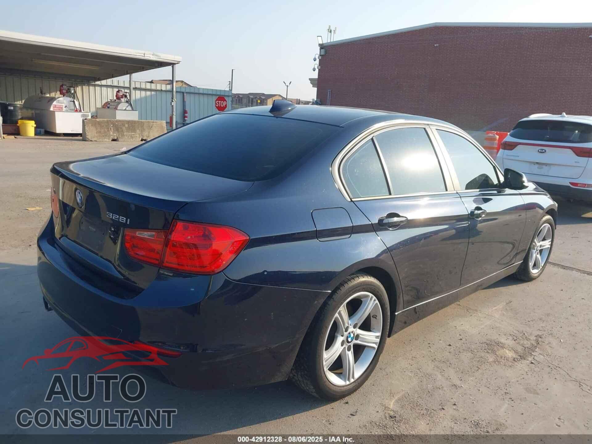 BMW 328I 2013 - WBA3A5C55DF356135