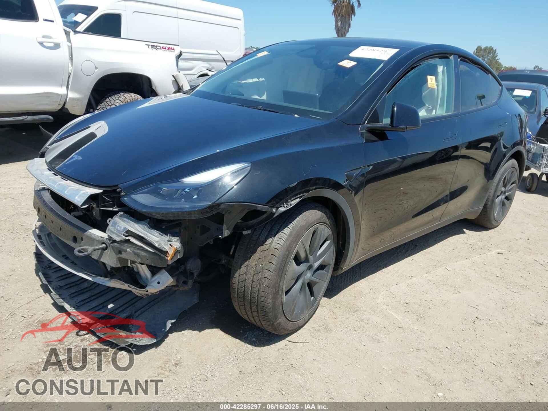 TESLA MODEL Y 2024 - 7SAYGAEE7RF122946