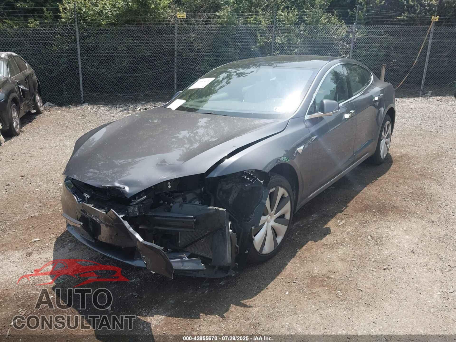 TESLA MODEL S 2020 - 5YJSA1E22LF385217